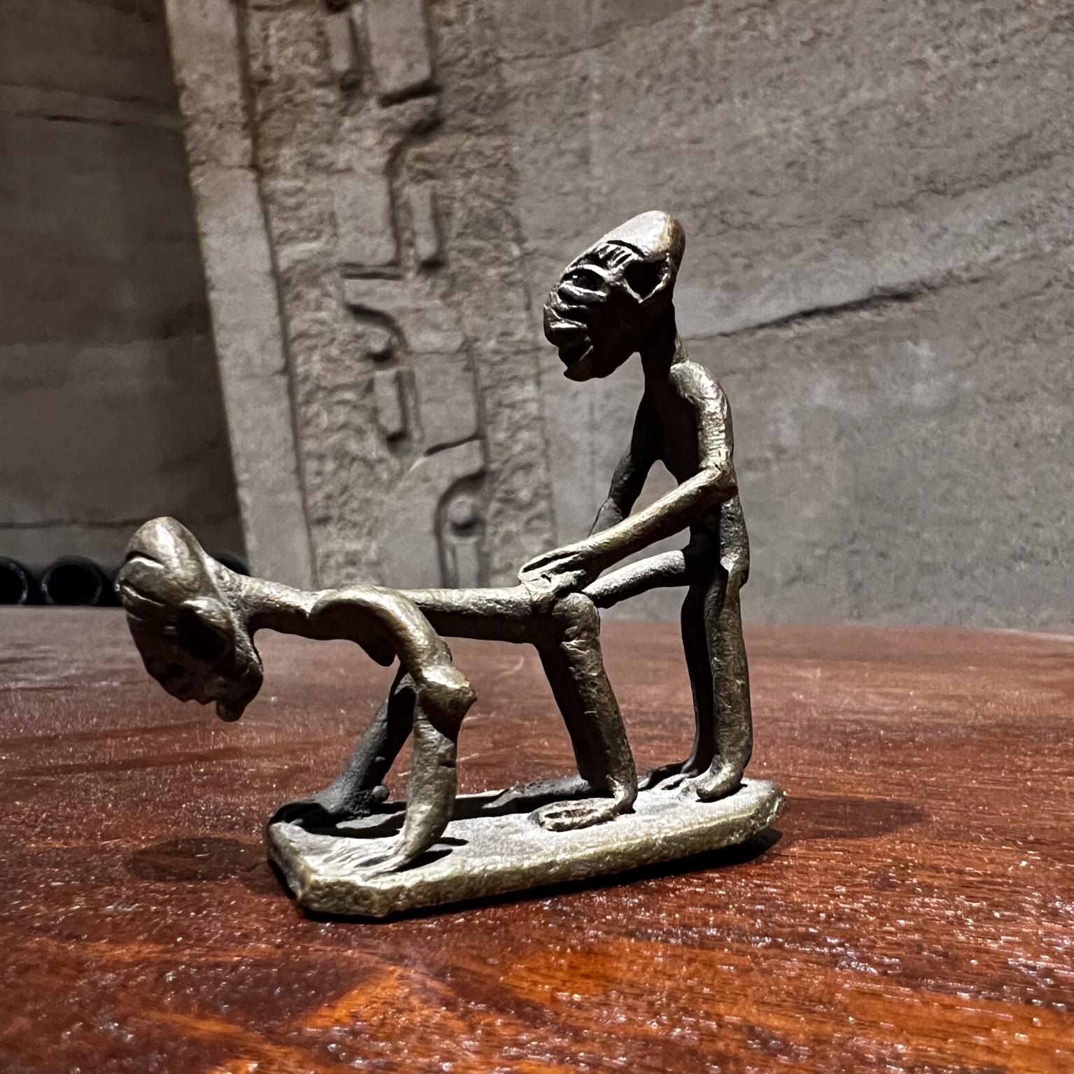 1960s Erotic Themed Couple Art African Sculpture in Bronze In Good Condition In Chula Vista, CA