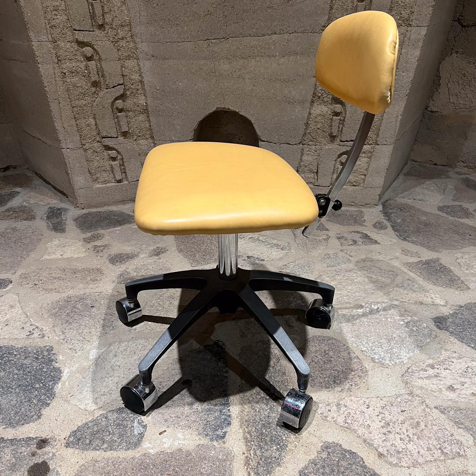 1960s EST Modern Office Leather Task Chair Grafton, WI For Sale 6