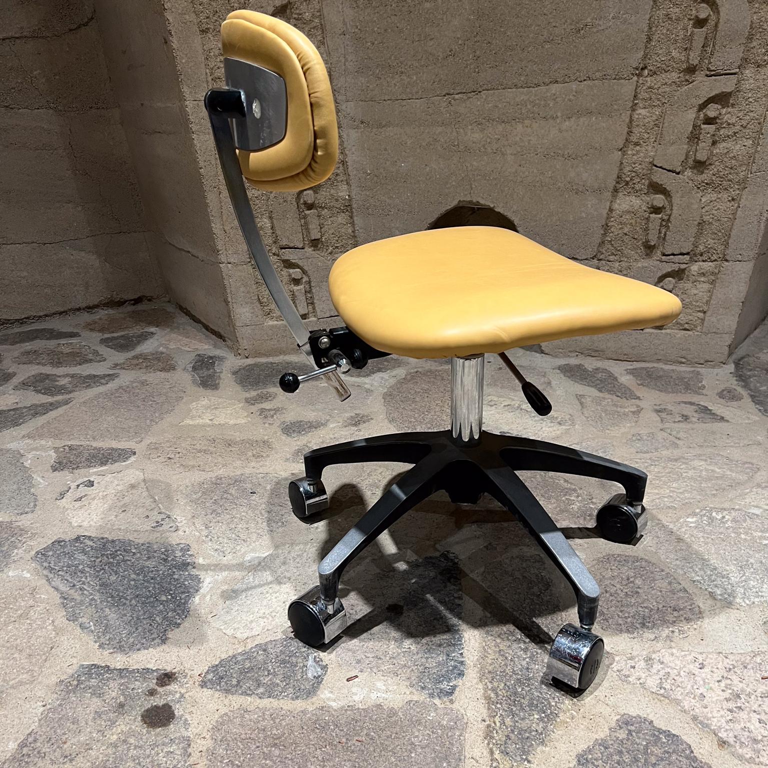 1960s EST Modern Office Leather Task Chair Grafton, WI For Sale 1