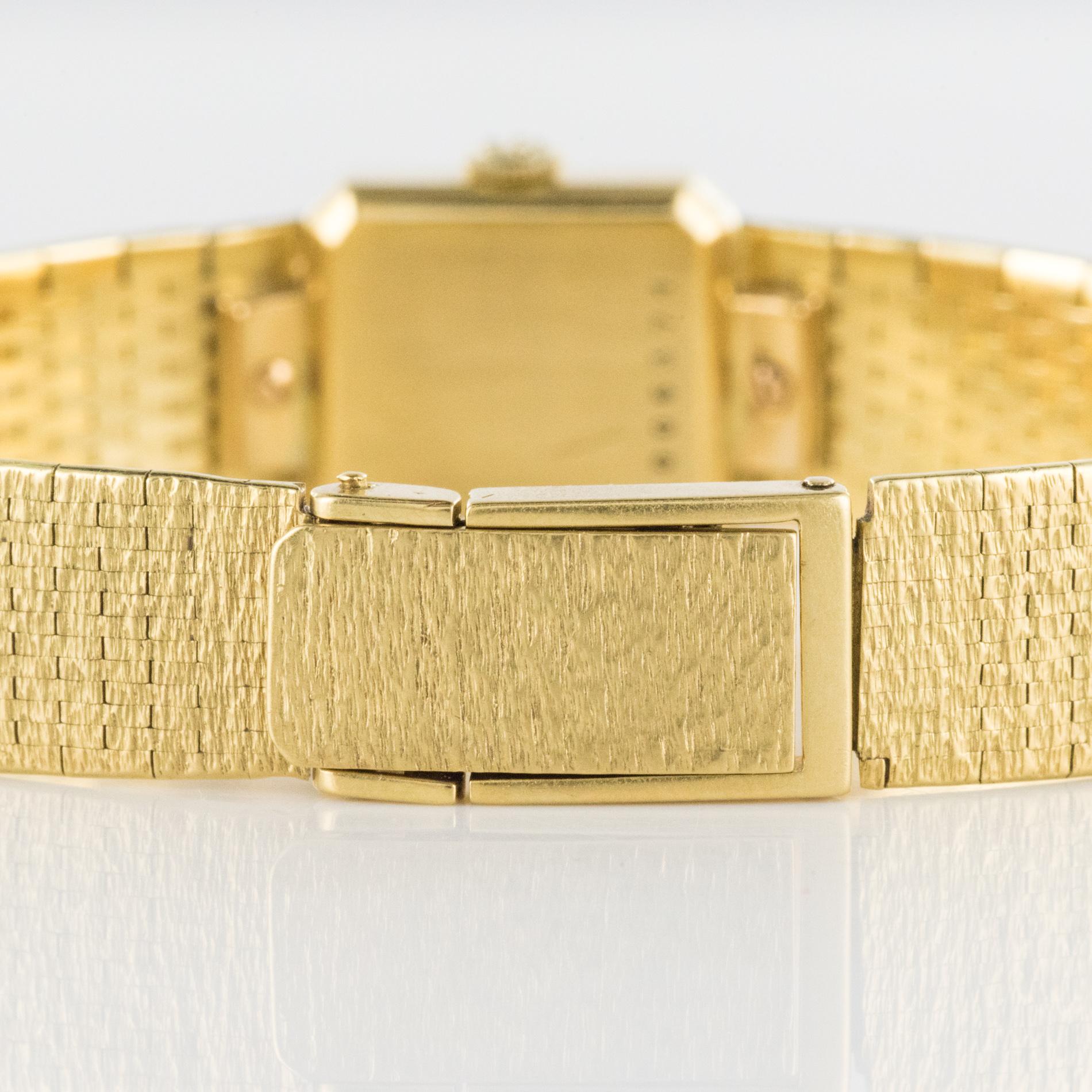 Montre rtro Eterna en or jaune 18 carats pour femmes des annes 1960 en vente 8