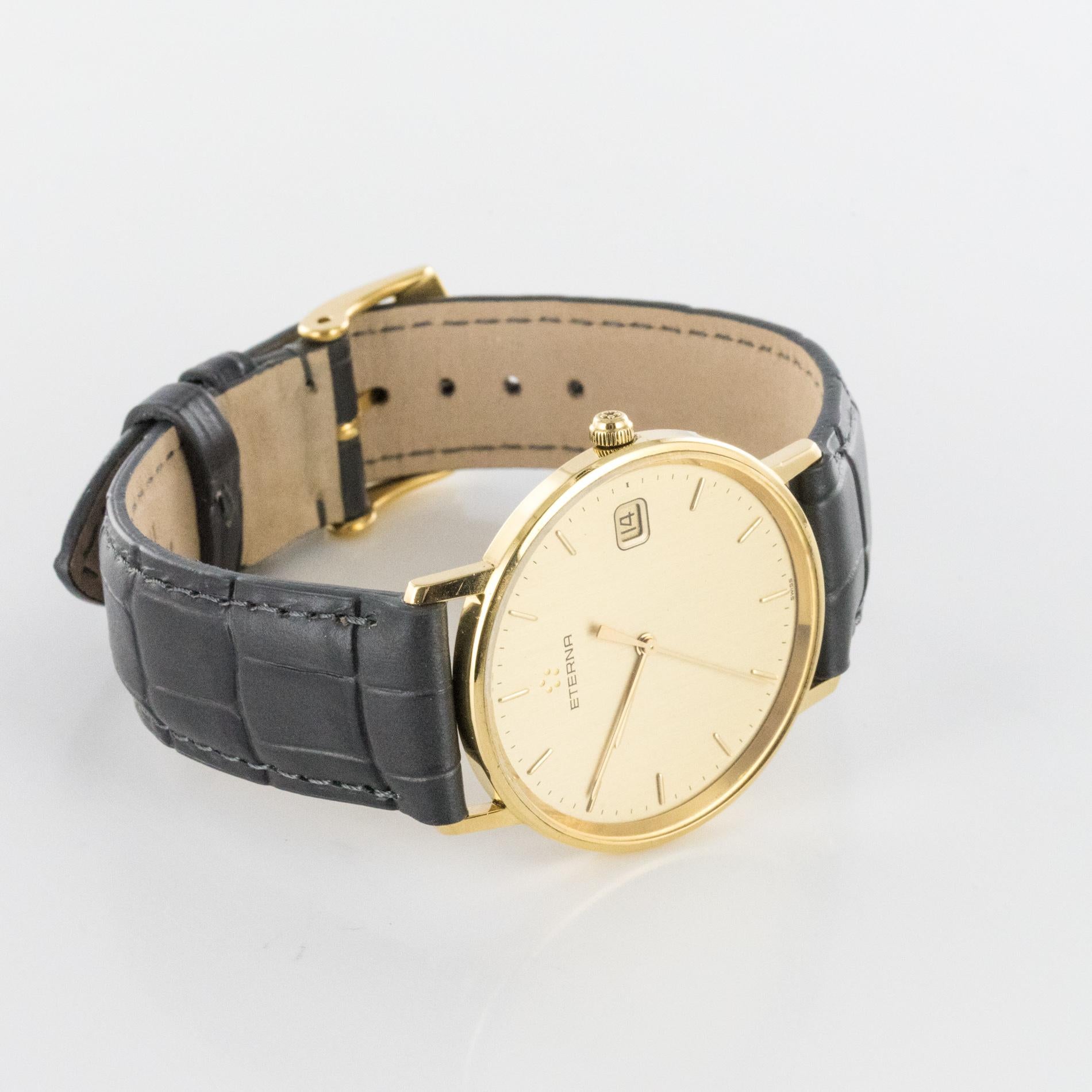 1960s Eterna 18 Karat Yellow Gold Leather Bracelet Men Wristwatch 2