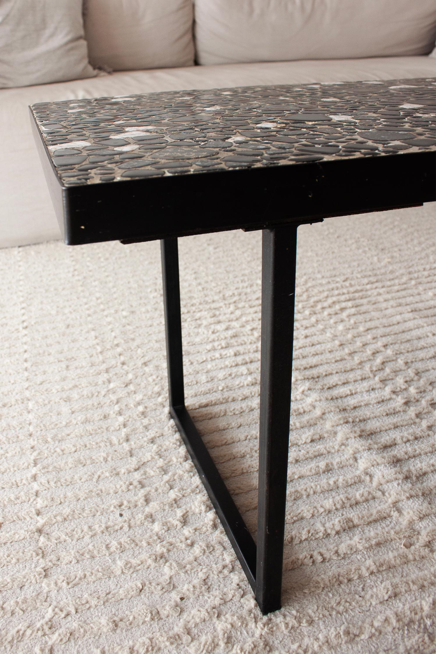 Hand-Crafted 1960s European midcentury modern Stone Pebbles Fragment Terrazzo Coffee Table For Sale