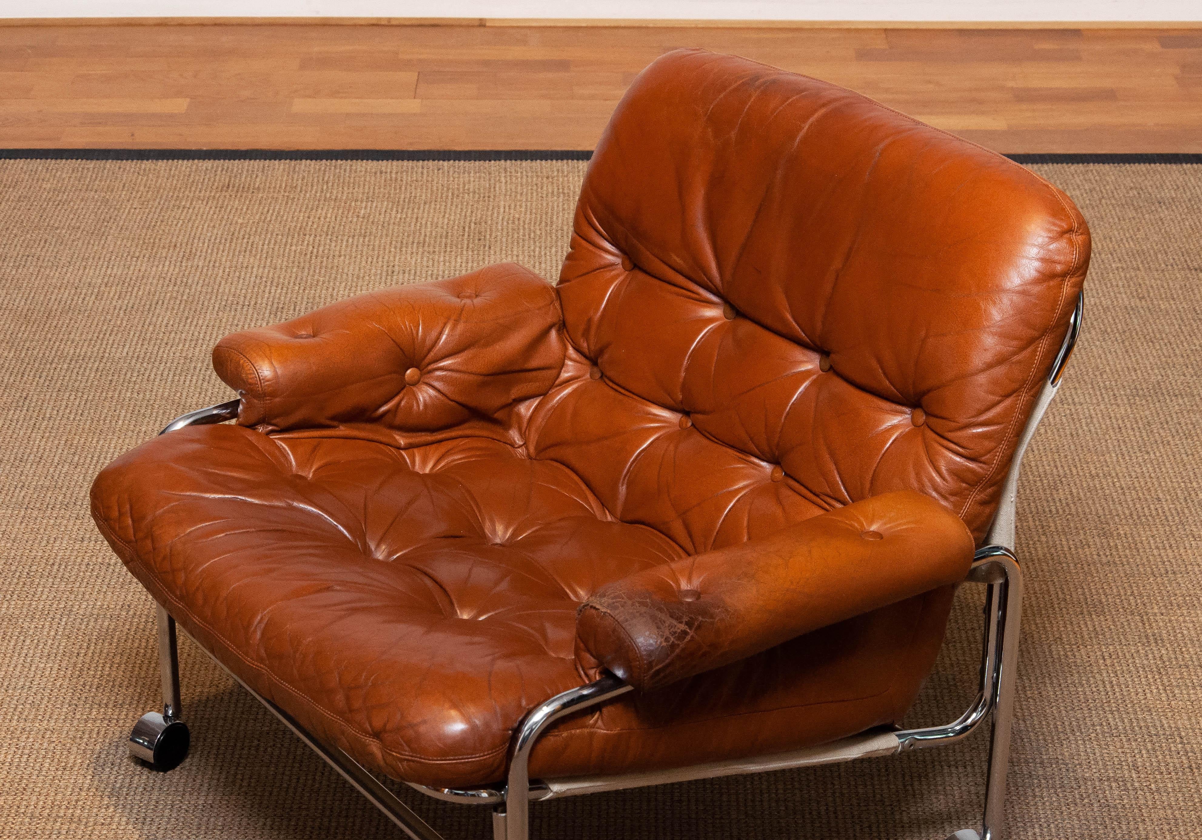 tan leather chair