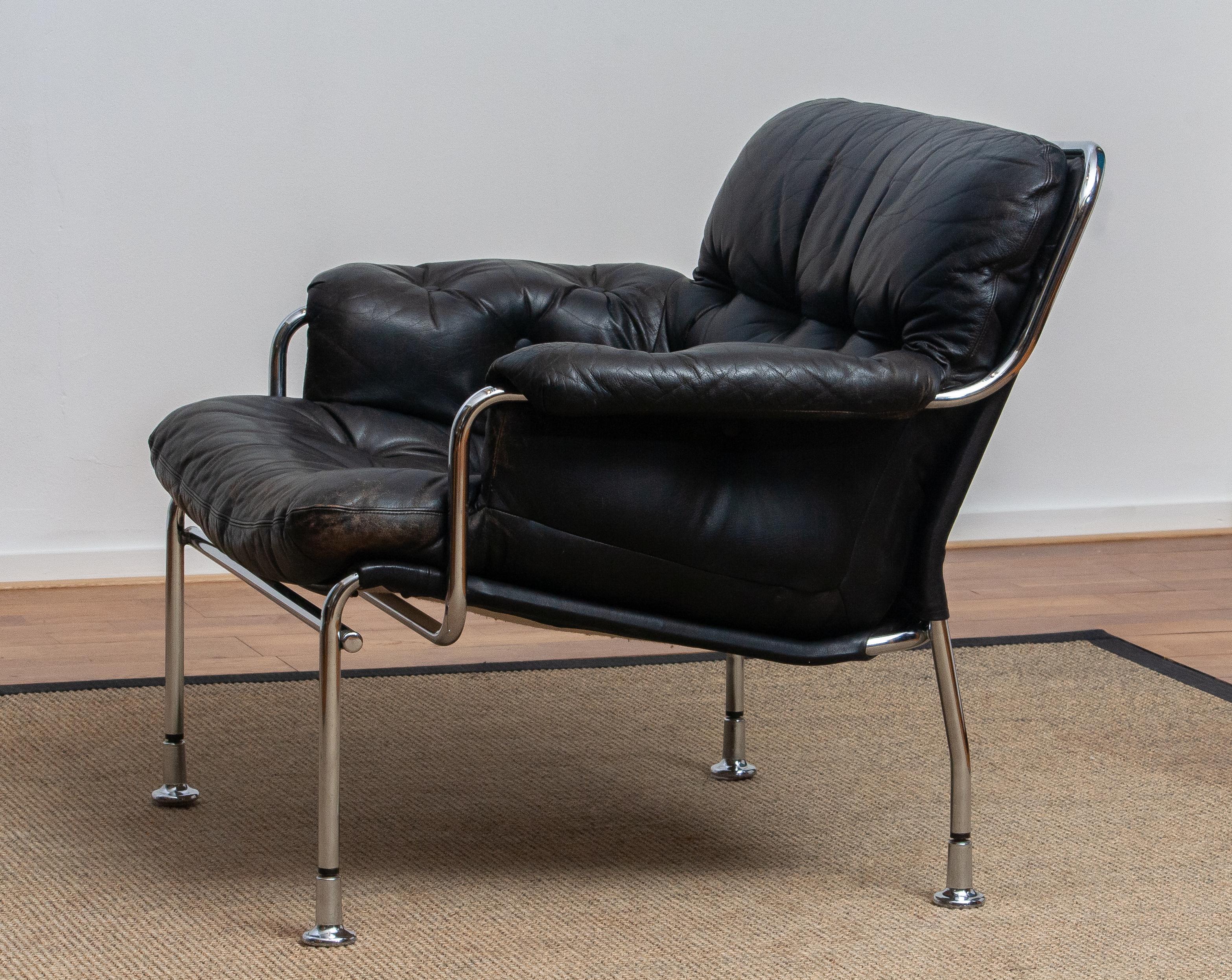 1960s, Eva Lounge Chairs in Chrome and Aged Black Leather by Lindlöfs Möbler 7
