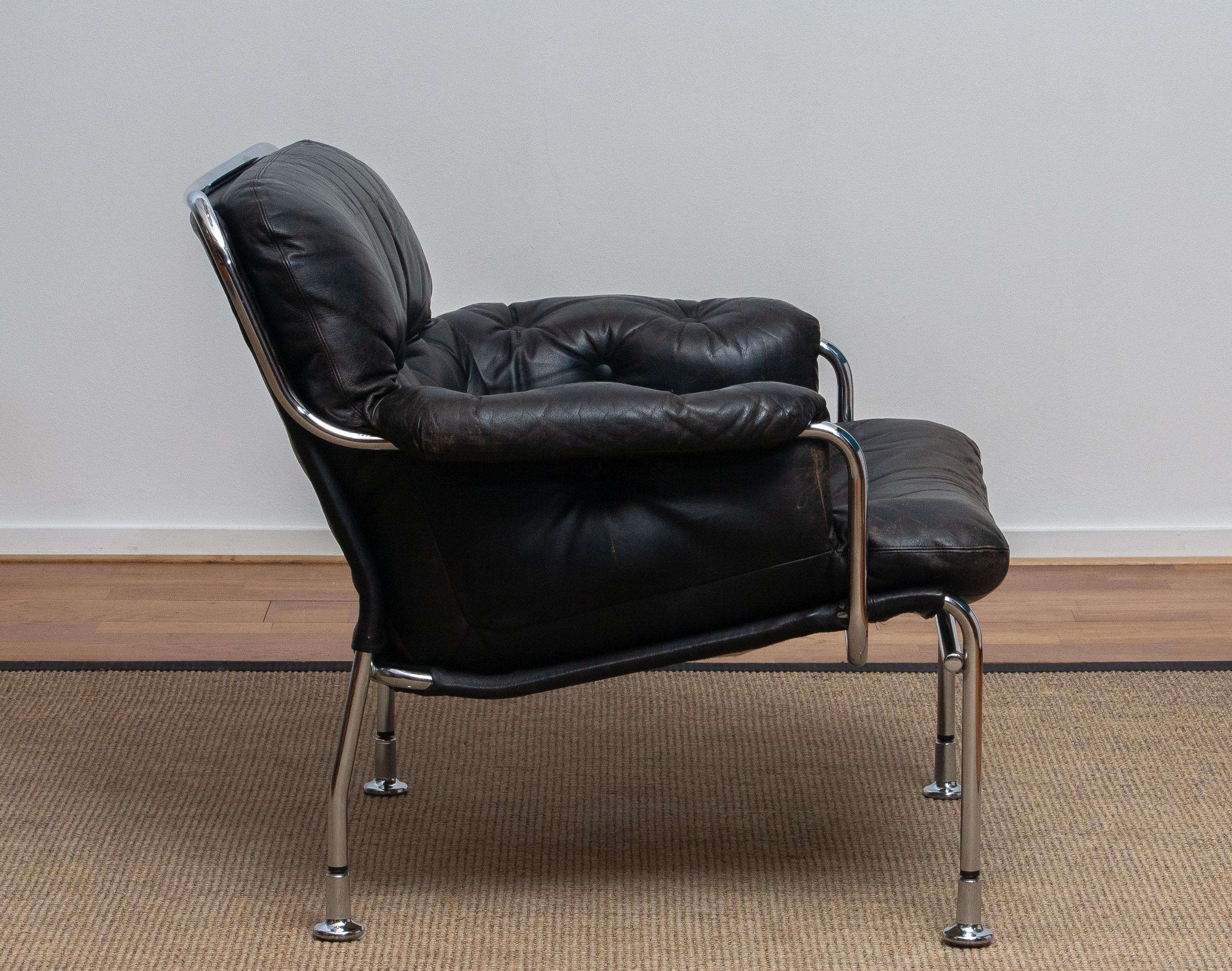 1960s, Eva Lounge Chairs in Chrome and Aged Black Leather by Lindlöfs Möbler 2