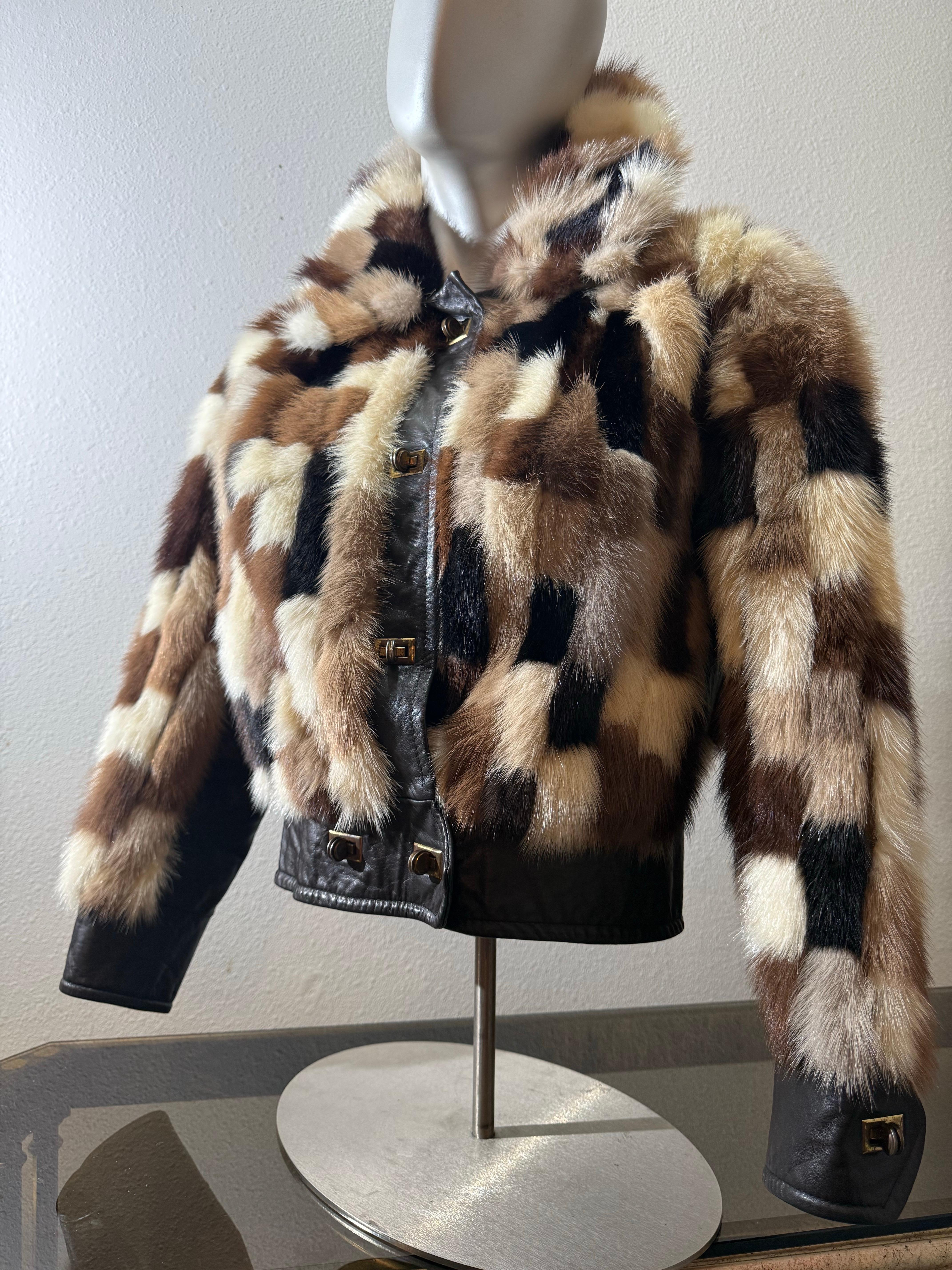1960er Evans Furs Natural & Dyed Mink Patchwork Taille hohe Jacke w Leder Trim (Schwarz) im Angebot