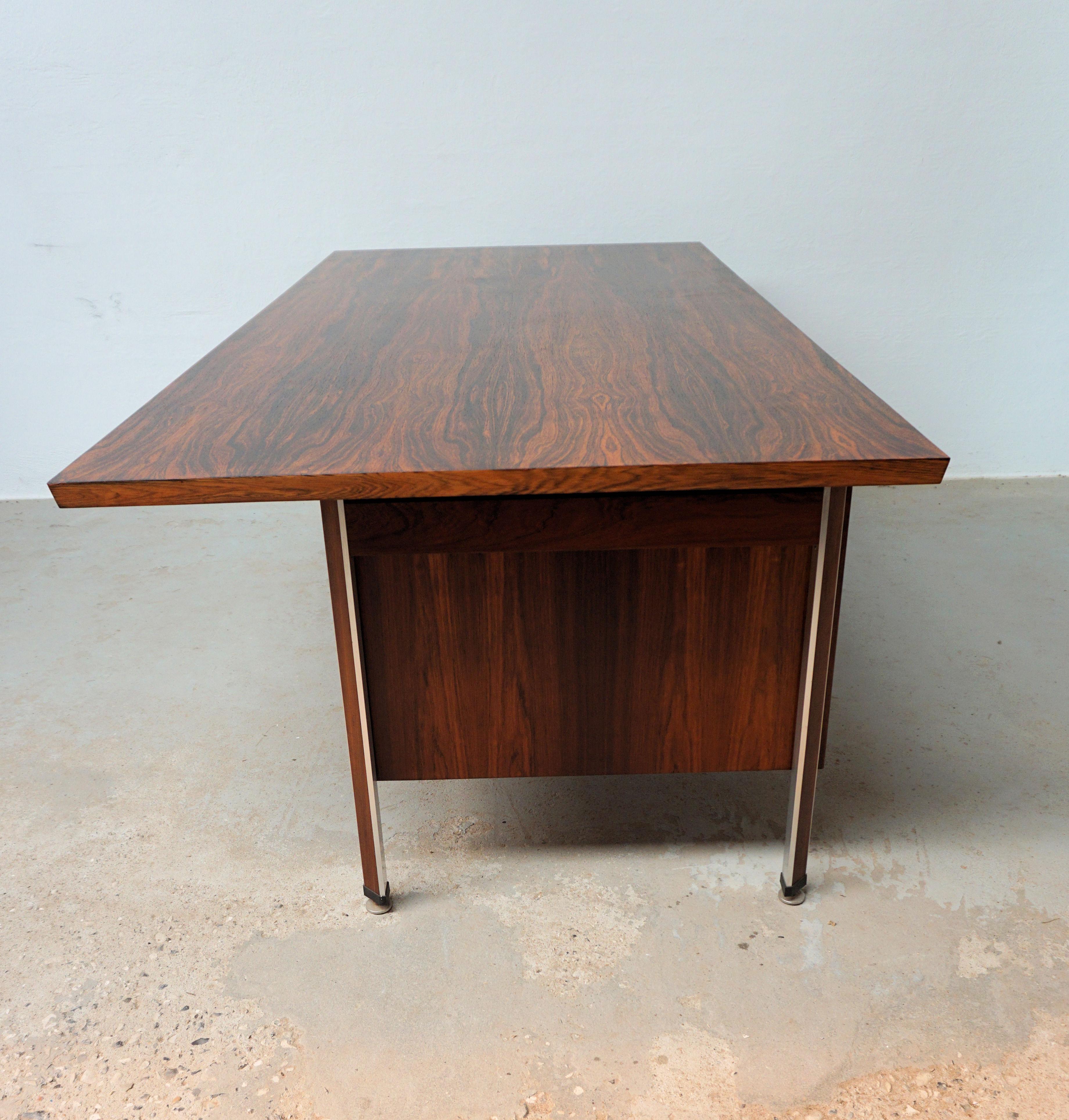 1960s Excecutive Brazilian Rosewood Desk by Finn Juhl in Excellent Condition in vendita 6