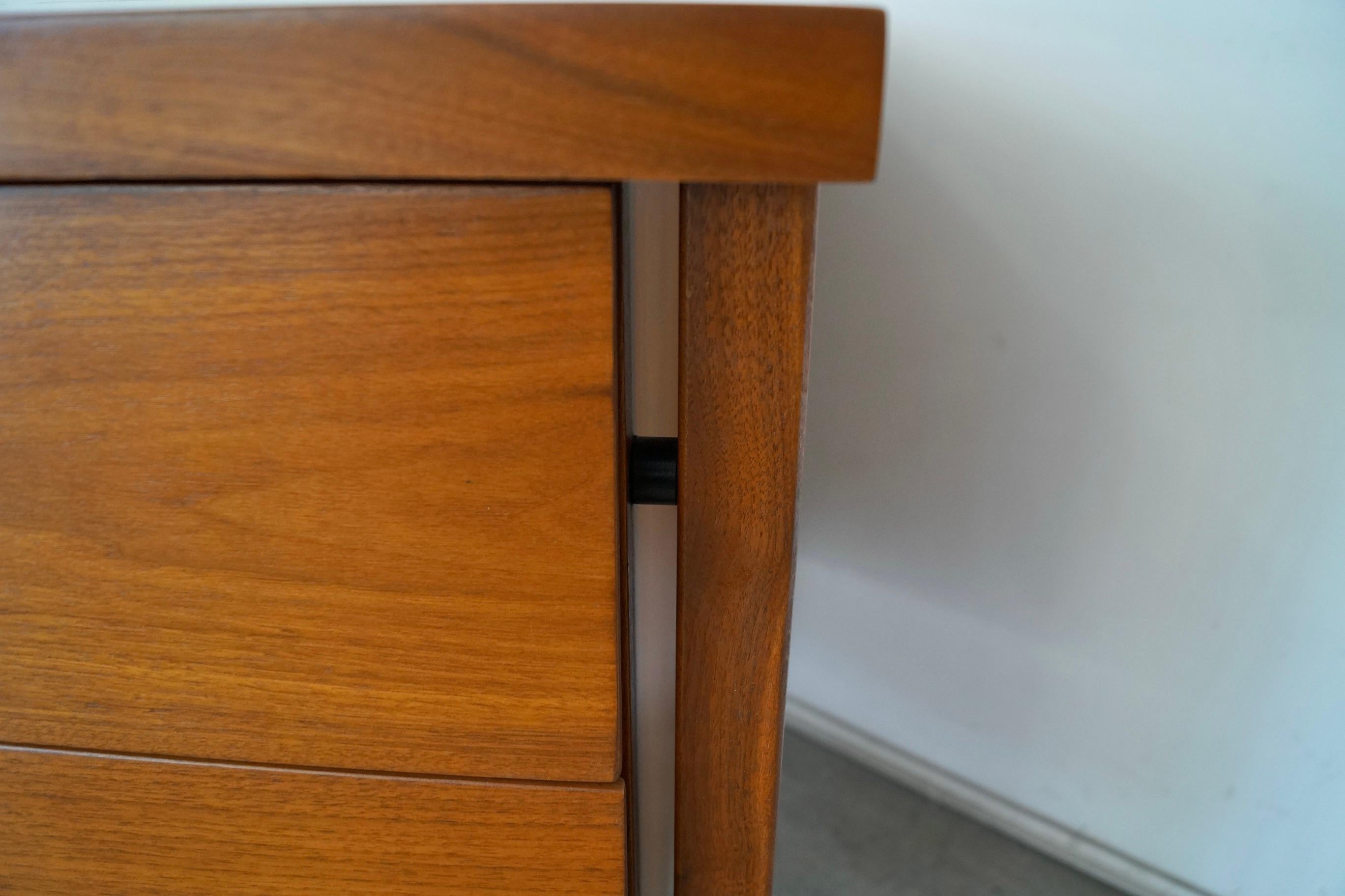 1960s Executive Desk by Florence Knoll 5