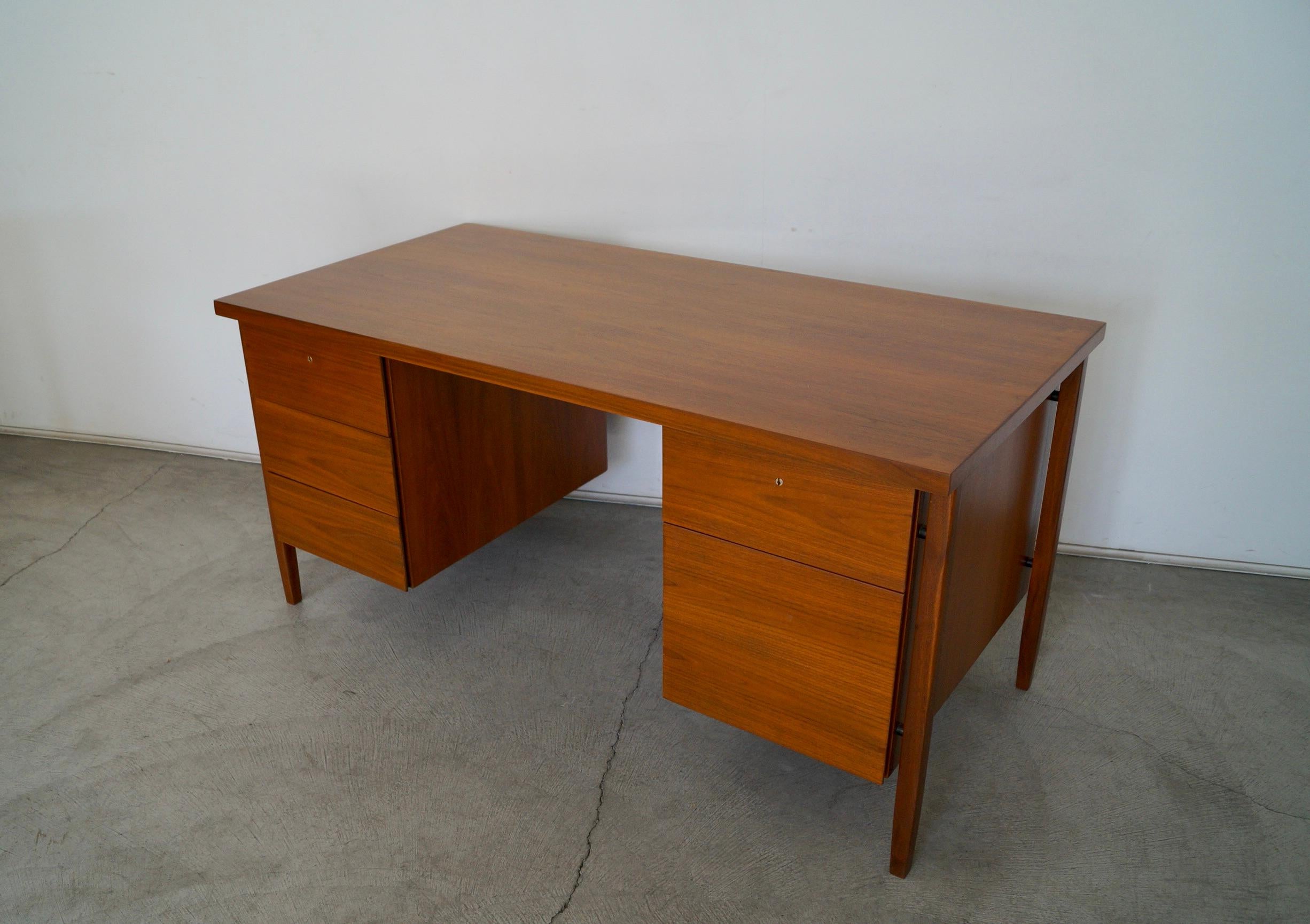 American 1960s Executive Desk by Florence Knoll