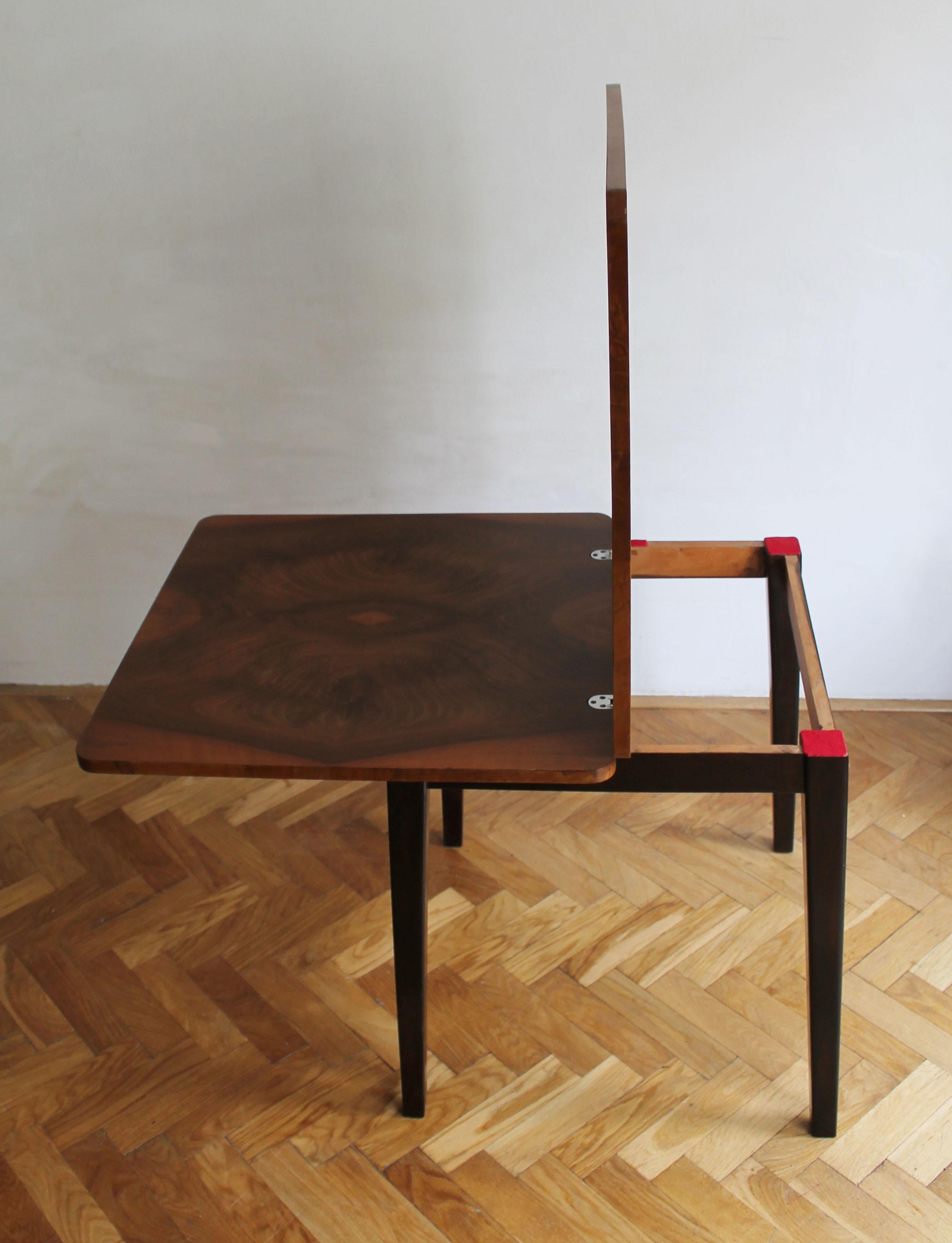 Beech 1960's Extendable side table For Sale