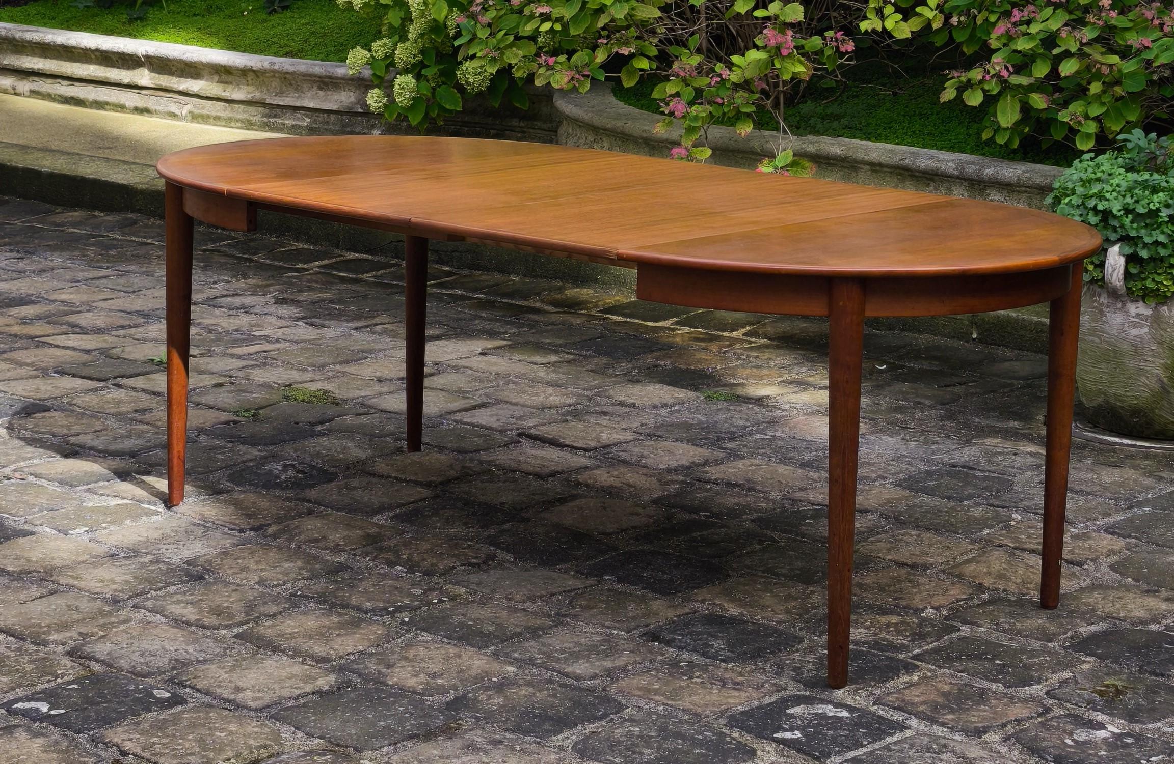 Tavolo da pranzo allungabile in teak degli anni '60, 2 foglie, design danese Johannes Andersen in vendita 6