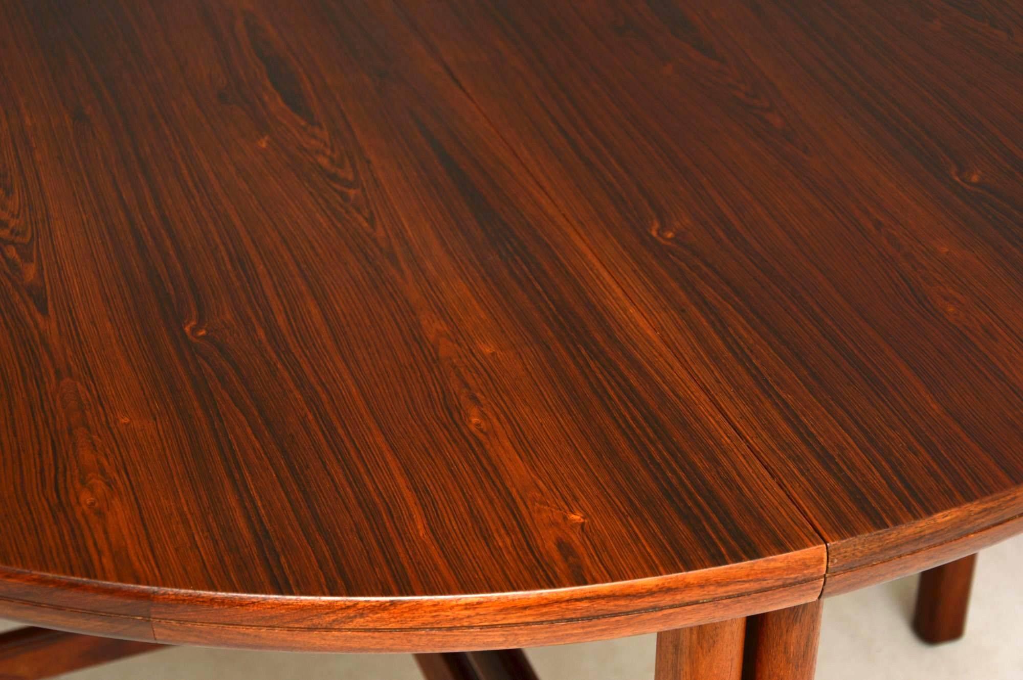 1960s Extending Dining Table by Robert Heritage for Archie Shine 3