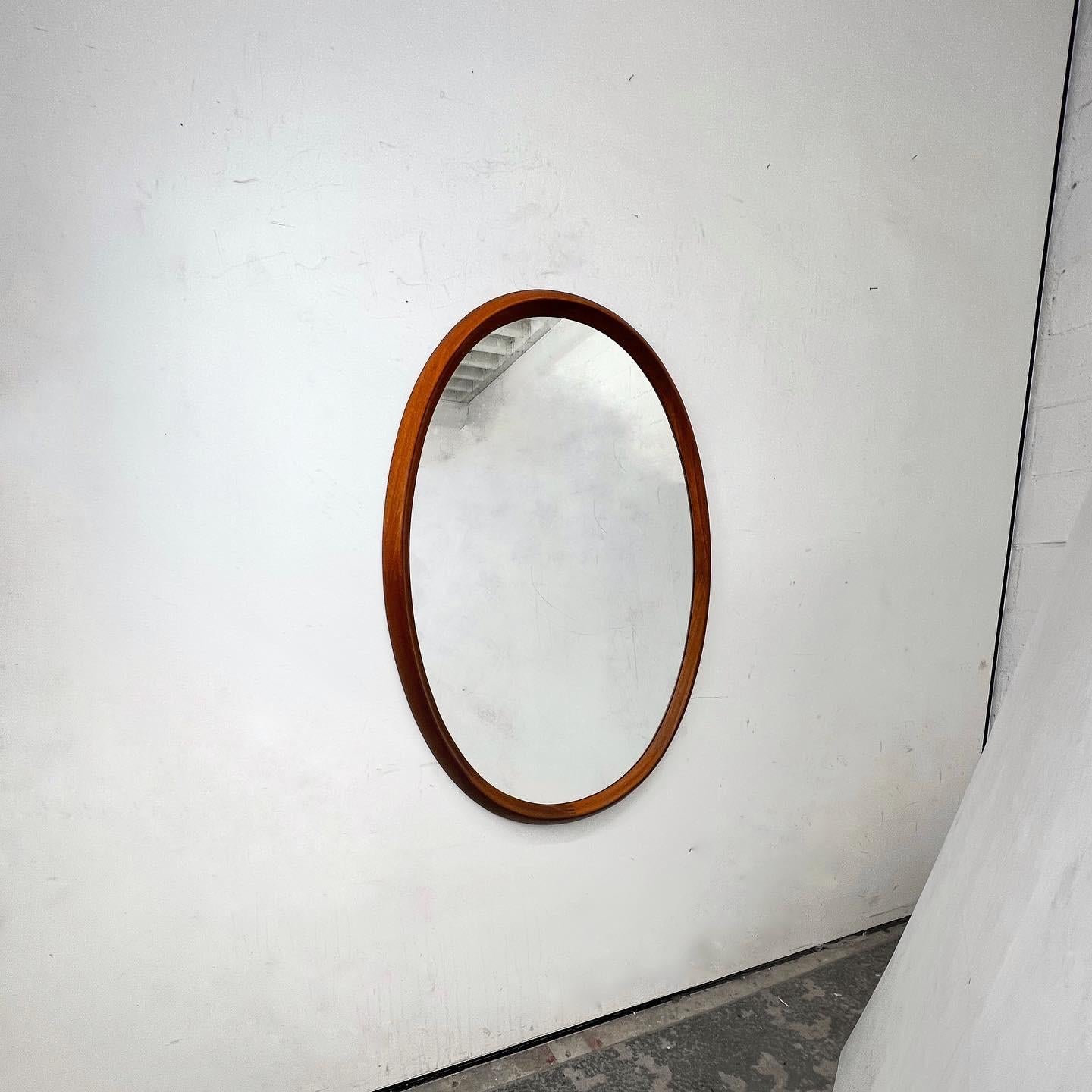 1960s Extra Large Oval Danish Modern Mirror by Pedersen & Hansen For Sale 3