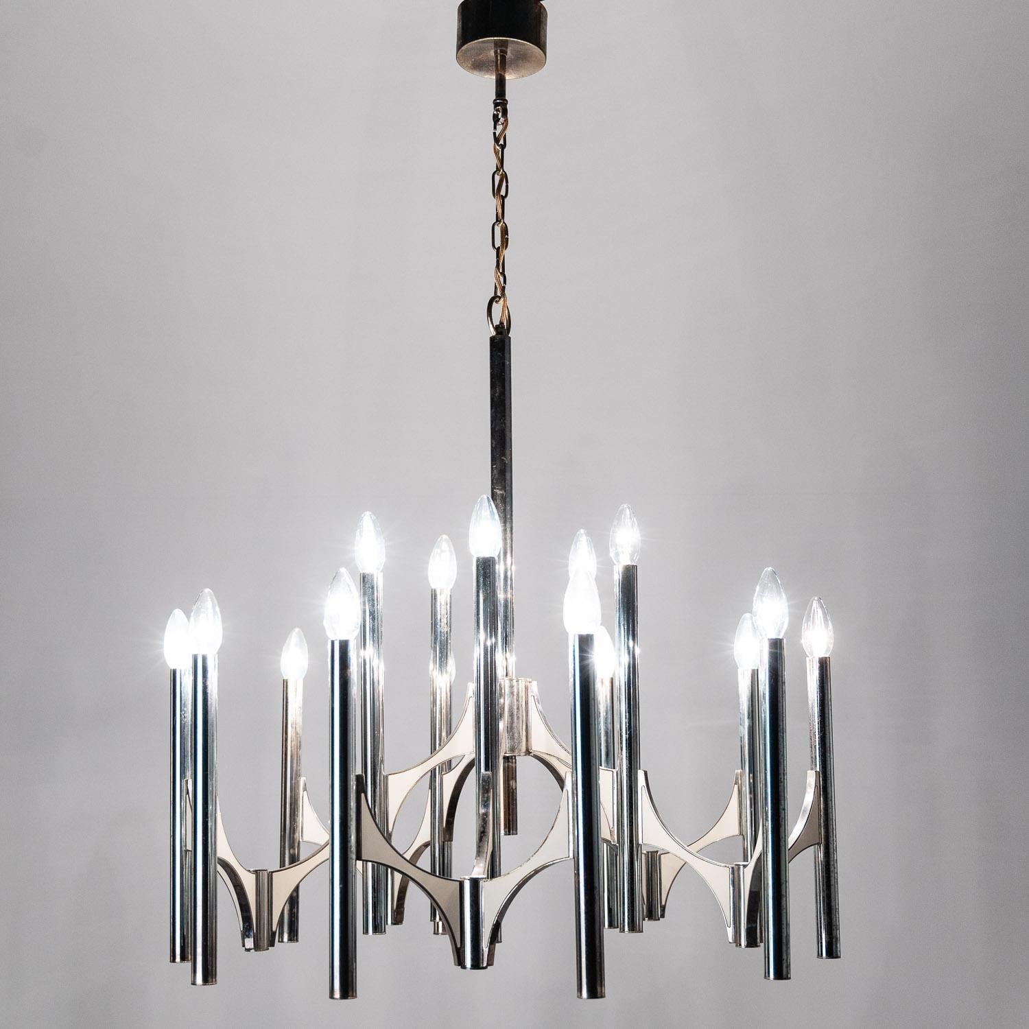 1960s Extra Large, Silver Plated Brass Chandelier by Gaetano Sciolari 6