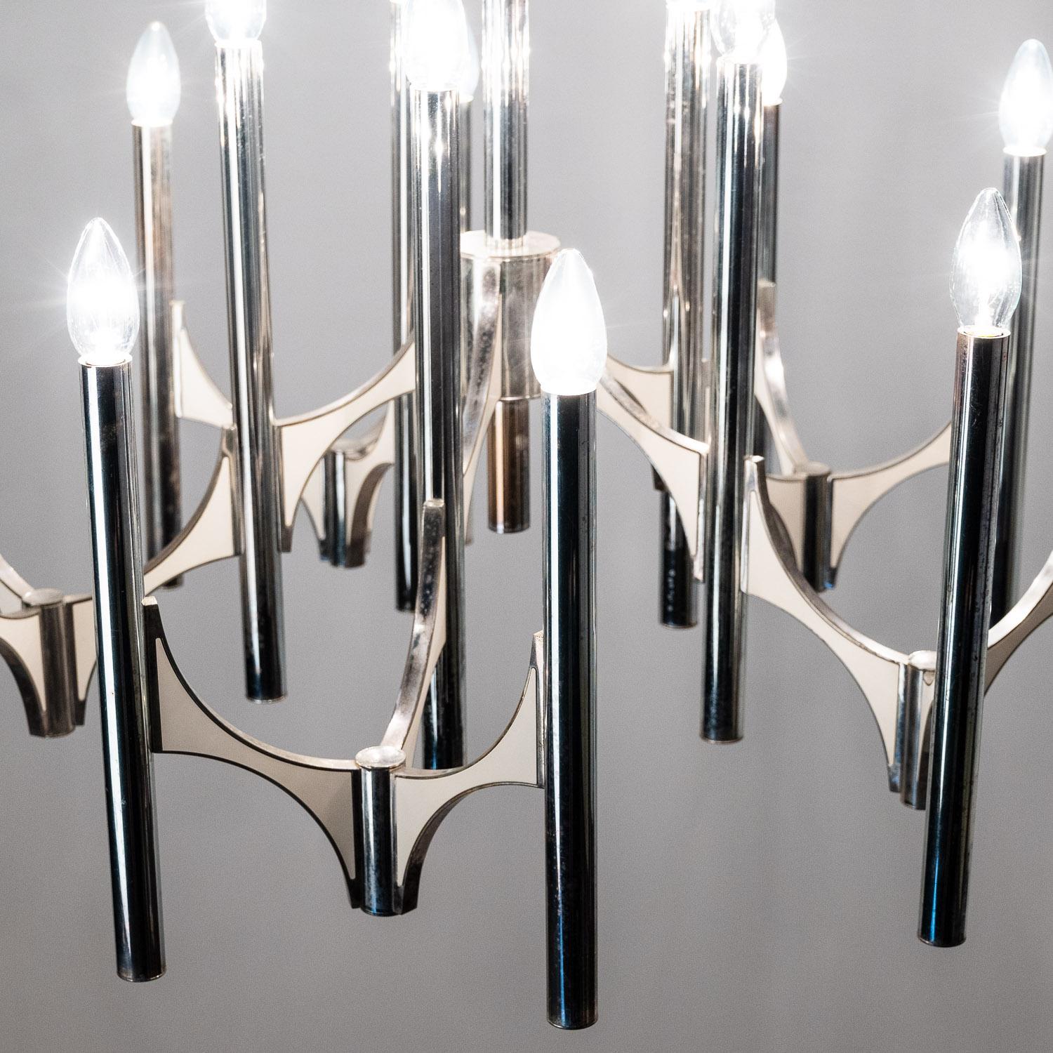 1960s Extra Large, Silver Plated Brass Chandelier by Gaetano Sciolari 10