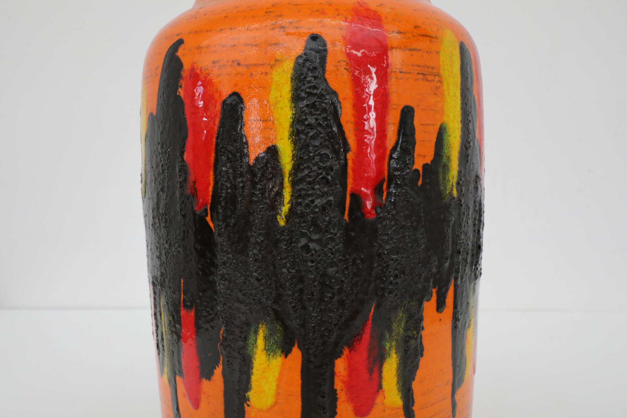 Vaso extra large in ceramica con smalto arancione della Germania occidentale di Scheurich del 1960 in vendita 9