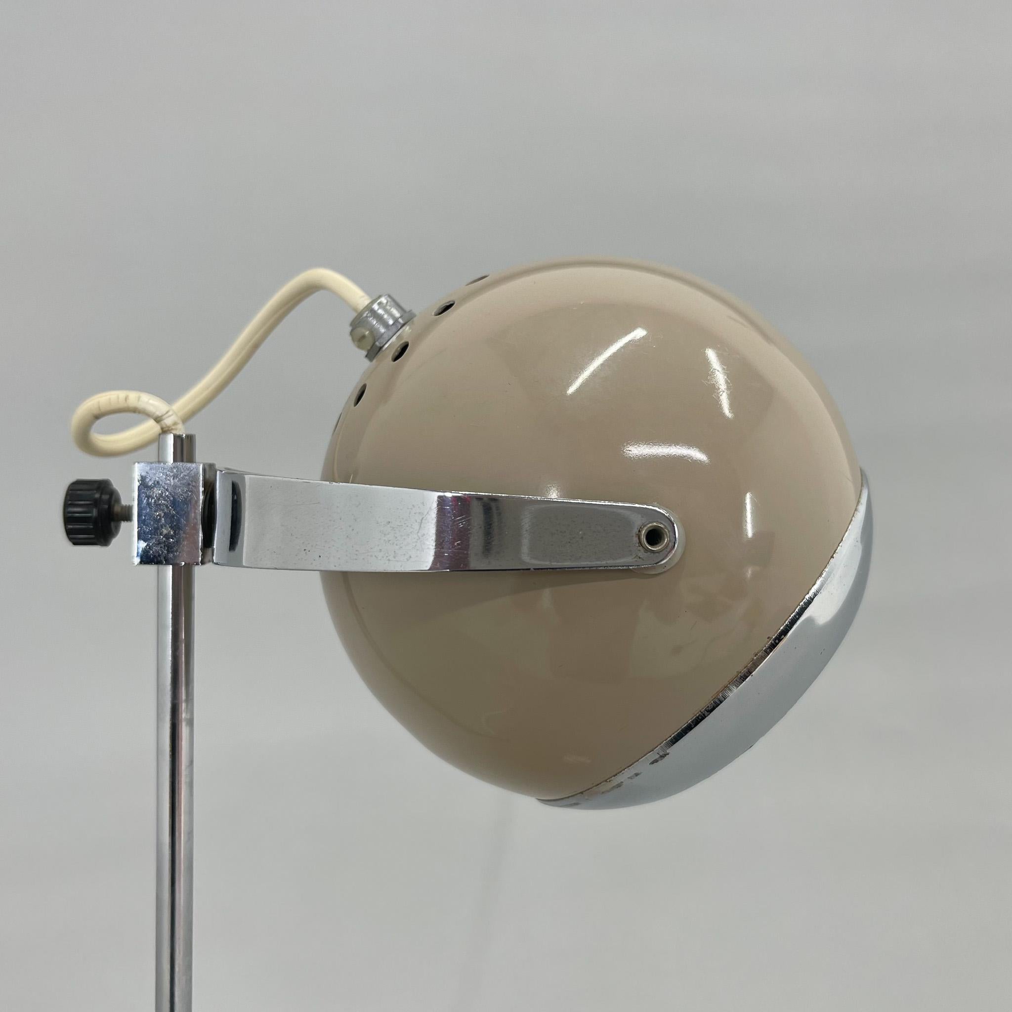 Metal 1960's Eyeball Table Lamp, Italy For Sale