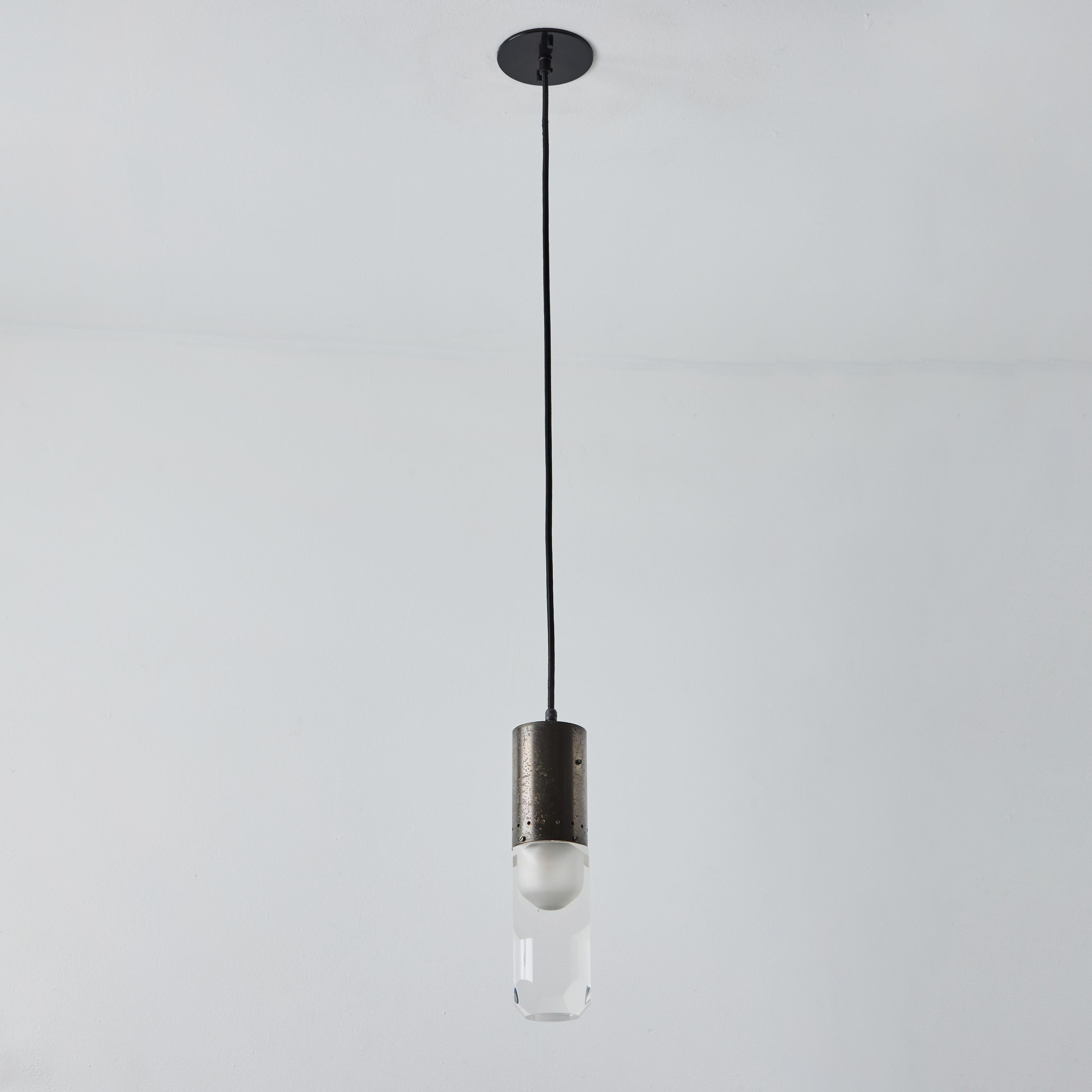 1960s Faceted Diffuser Pendant Lamp Attributed to Stilnovo For Sale 3
