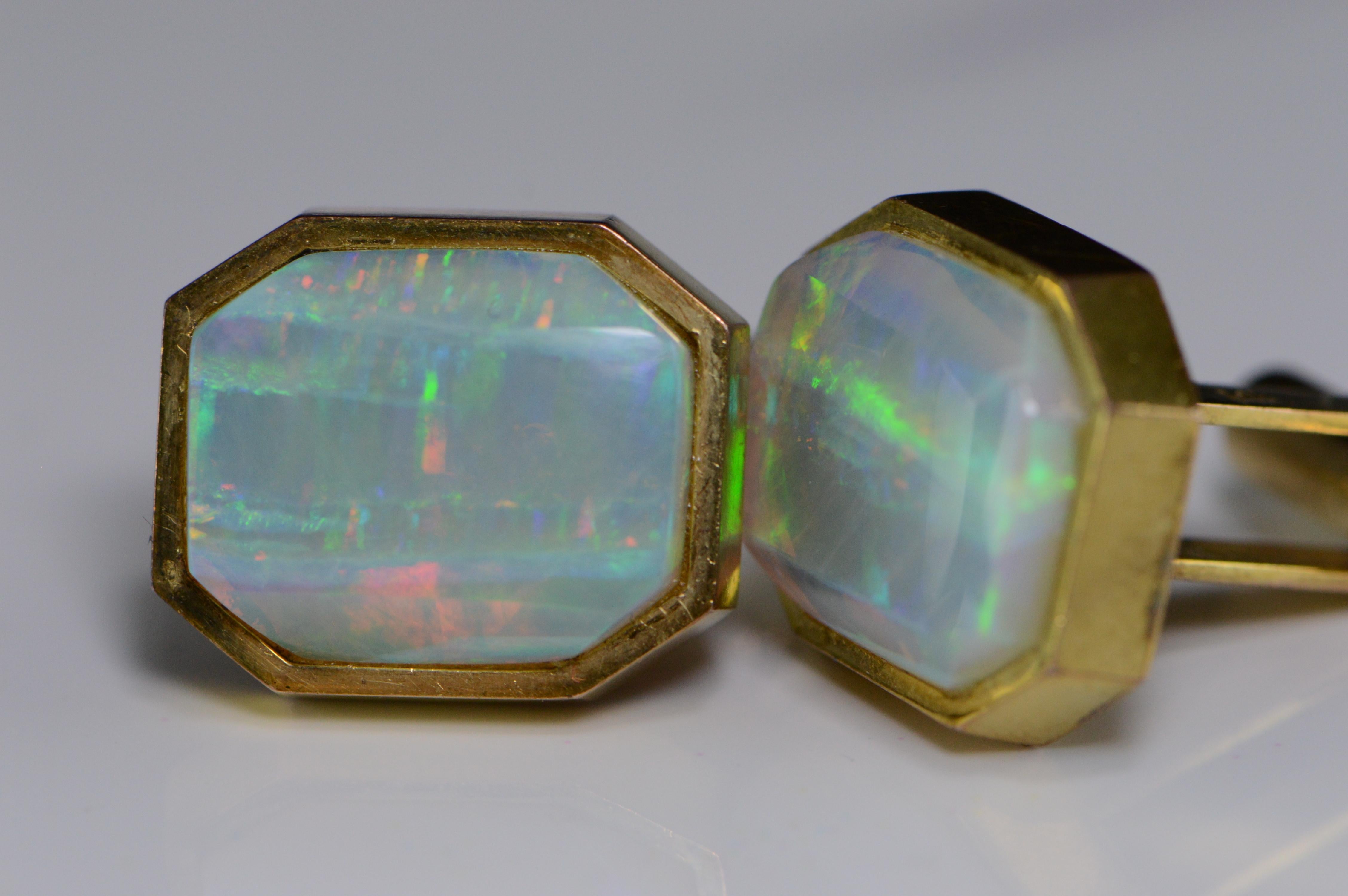 1960s Faceted Opal Gold Cufflinks In Excellent Condition For Sale In Frederick, MD