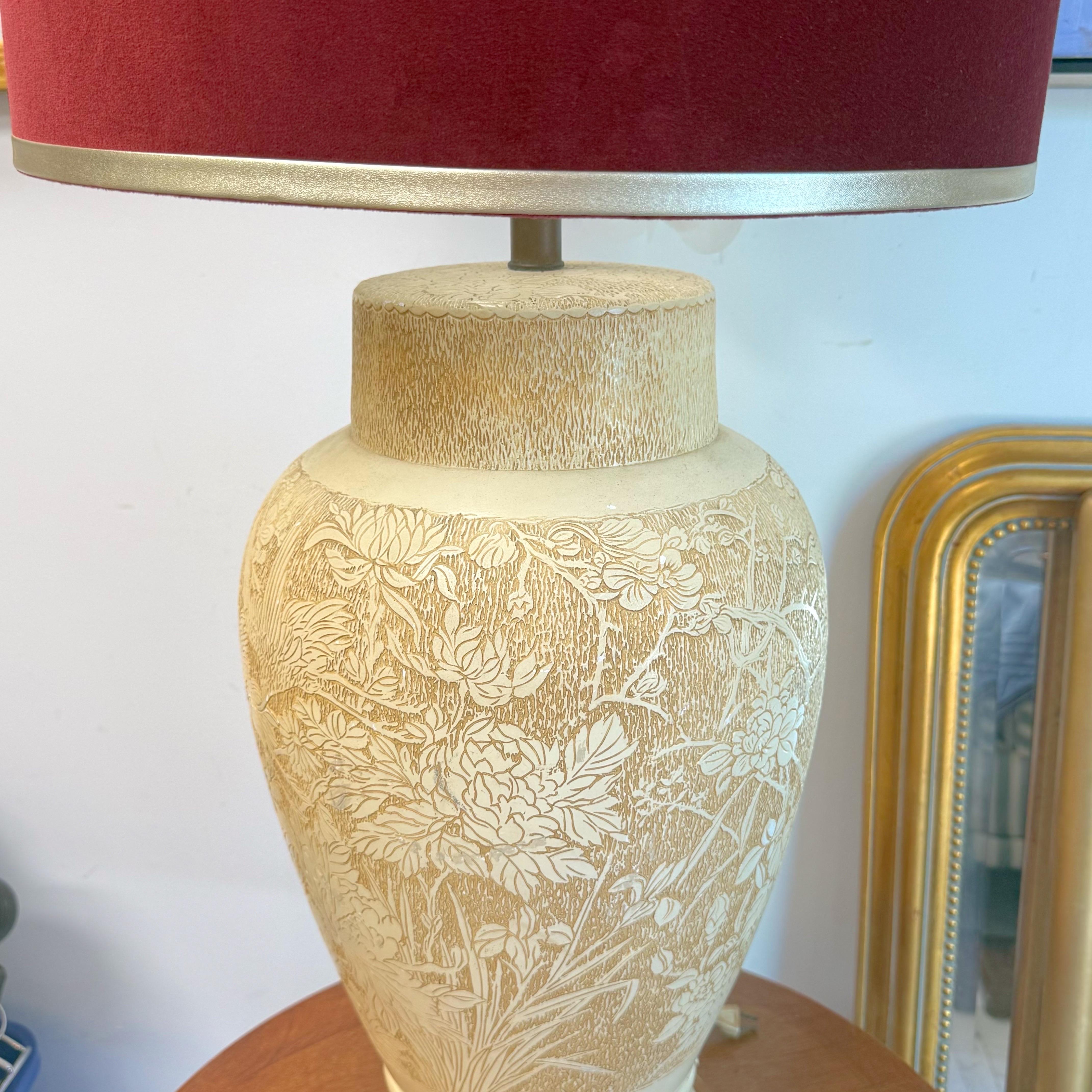 Mid-20th Century 1960s F.A.I.P. Chinoiserie Table Lamp With New Shade For Sale