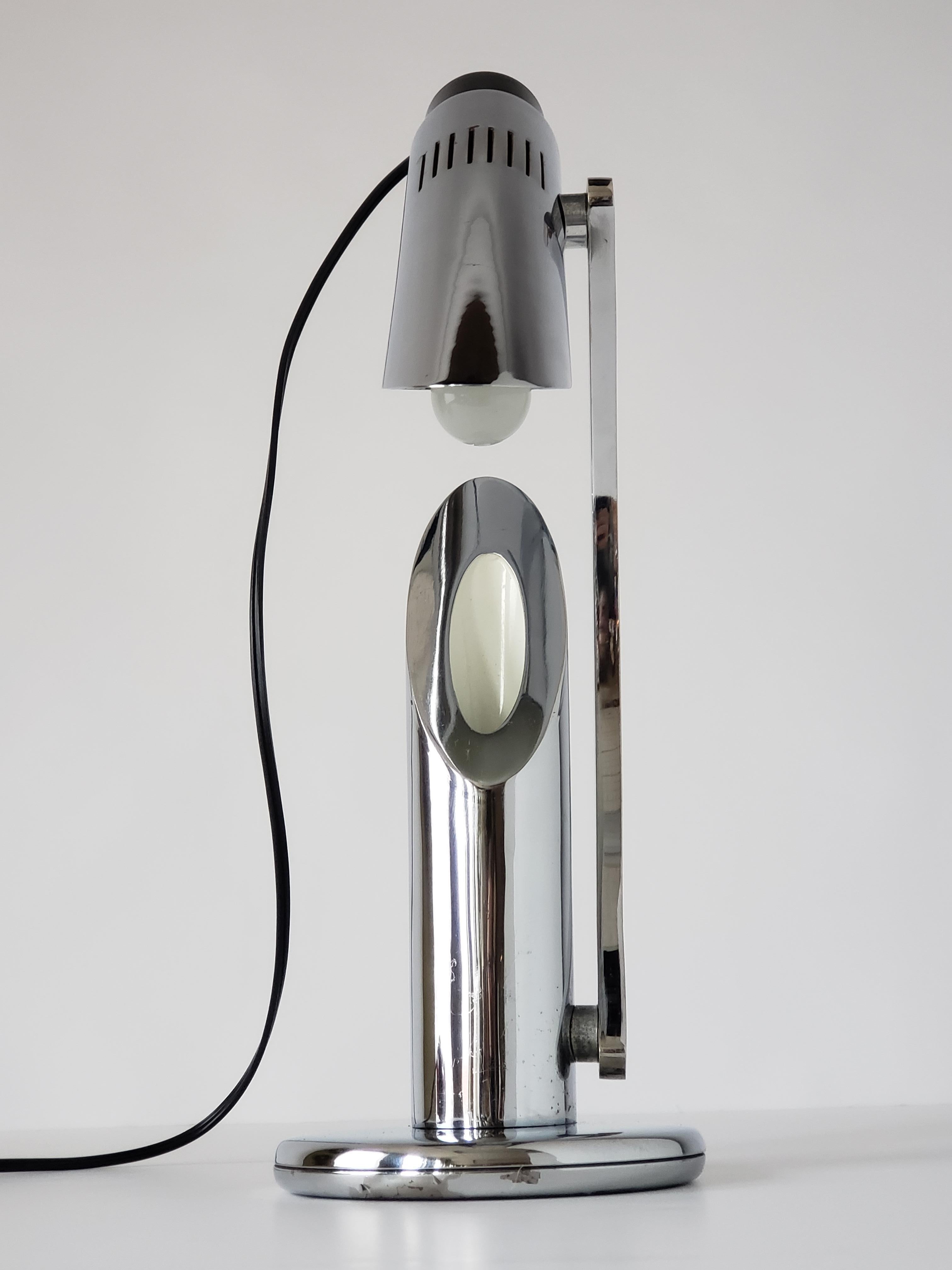 Fase 'Tharsis' Chrom-Tischlampe, Spanien, 1960er Jahre im Angebot 4