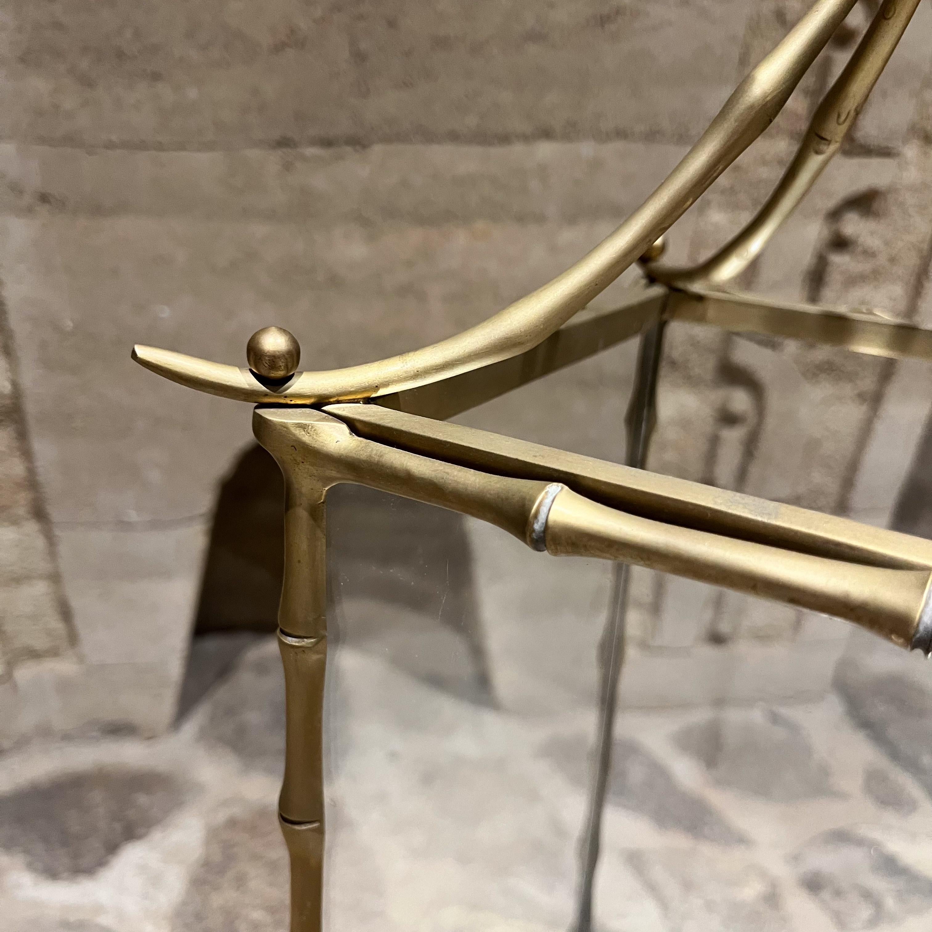 Metà XX secolo Portacandele a pagoda in finto bambù anticato degli anni '60 in vendita