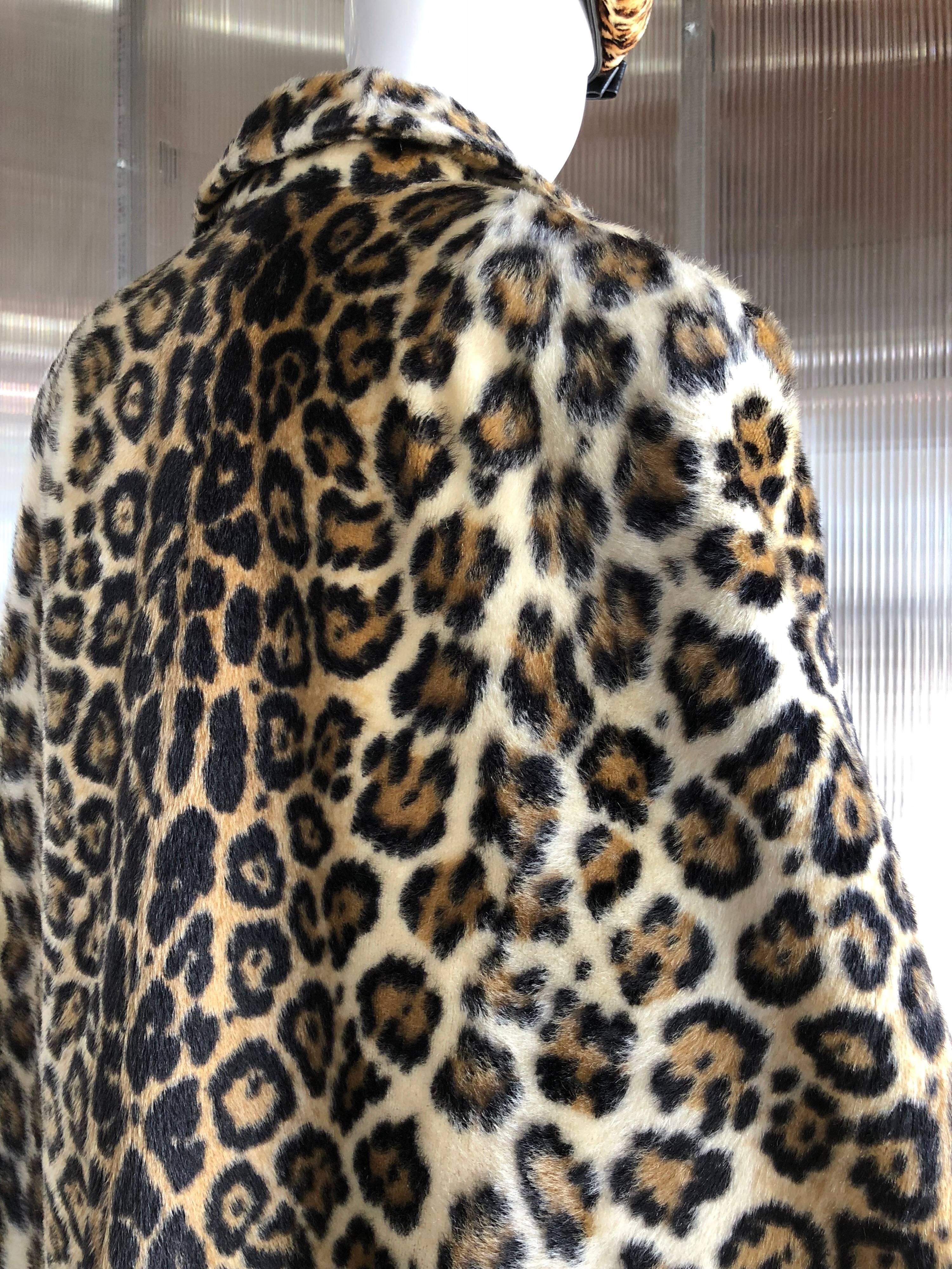 Black Faux Fur Leopard Print Reversible Swing Cape and Leopard Beret, 1960s