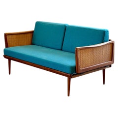 1960s FD451 Sofa by Peter Hvidt for France and Son in teak and rattan