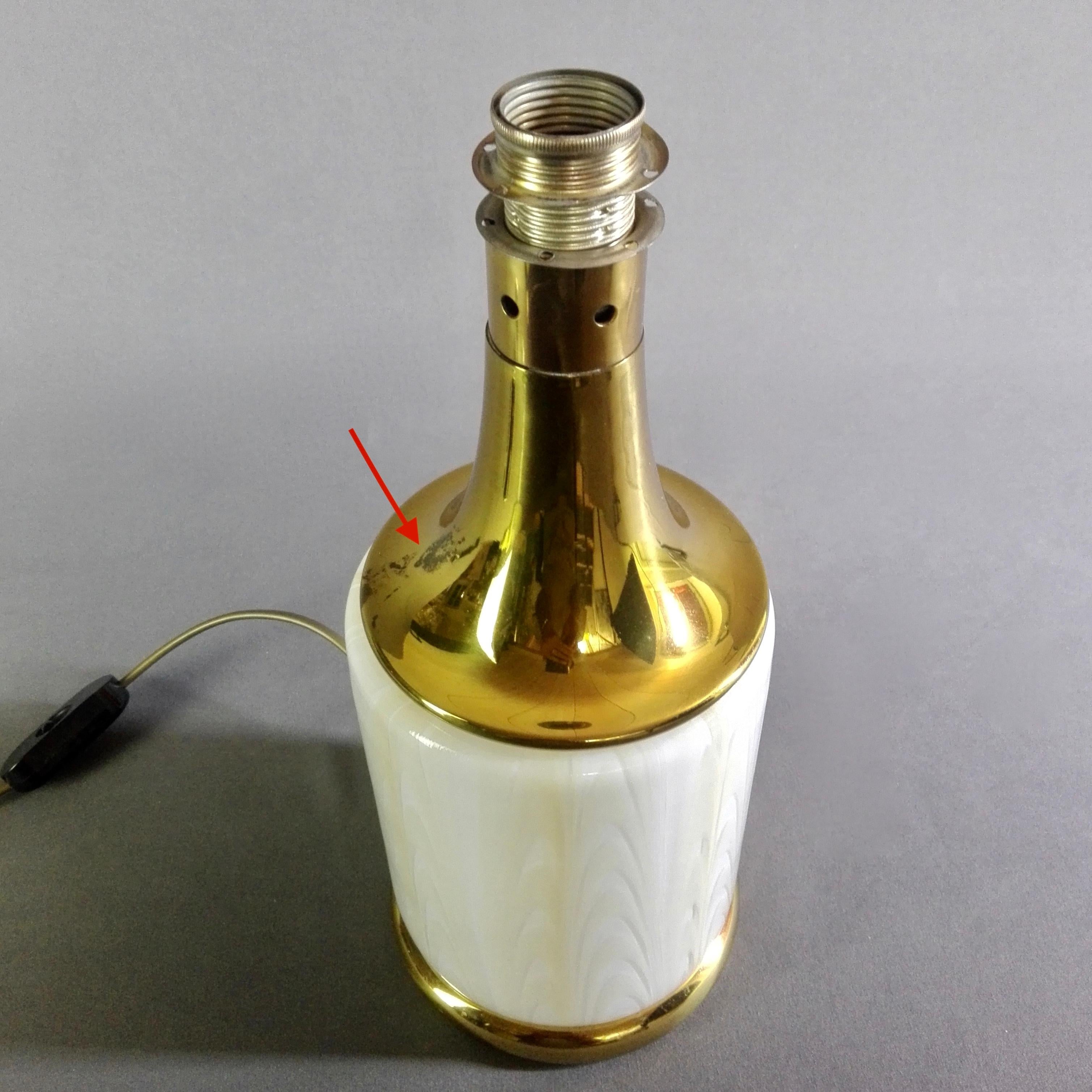 1960s F.Fabbian Murano art glass and brass two-light table lamp glass base. For Sale 1