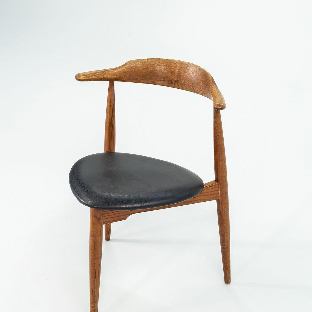 1960s FH4104 Heart Chair von Hans Wegner für Fritz Hansen in Eiche mit Ledersitz im Angebot 3
