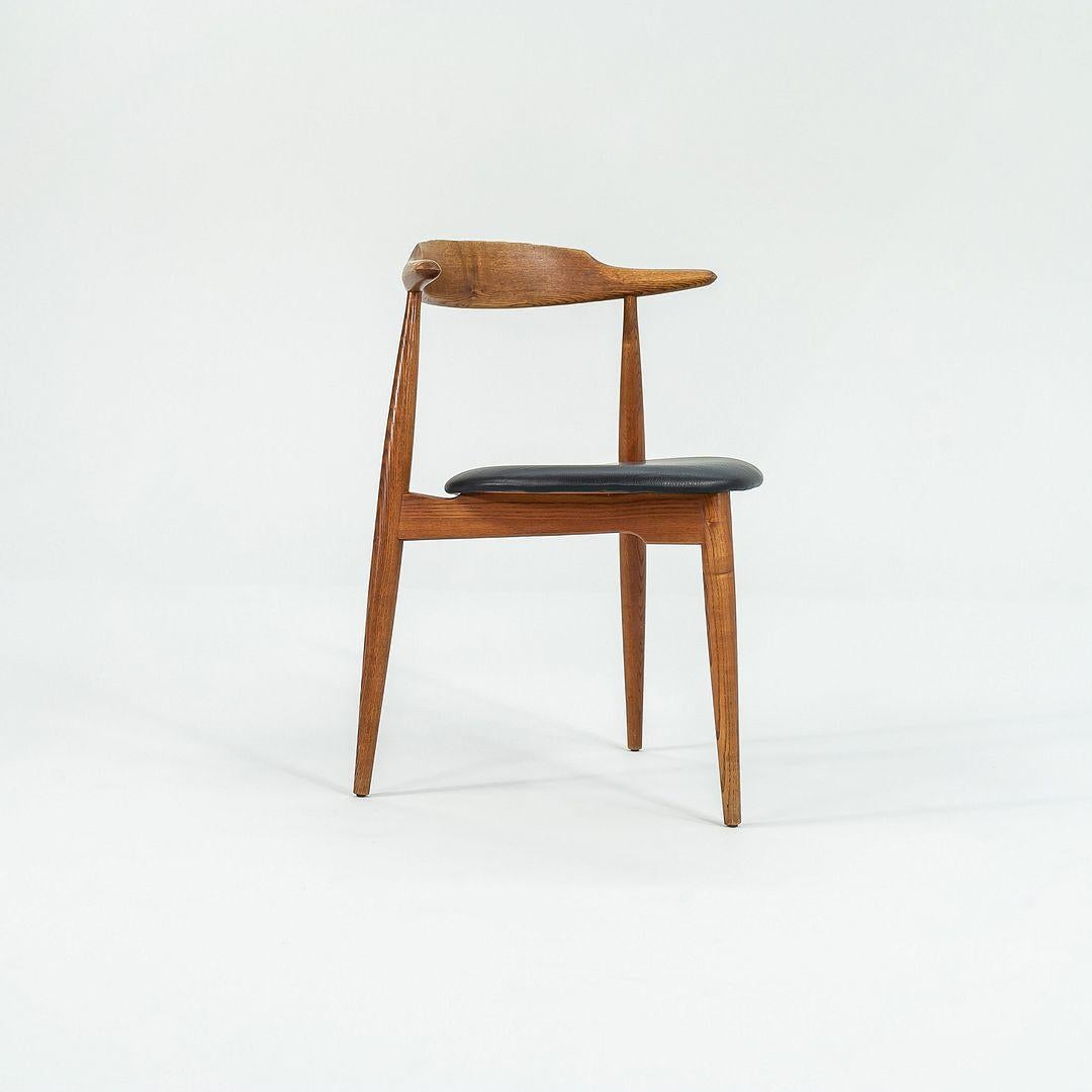 1960s FH4104 Heart Chair von Hans Wegner für Fritz Hansen in Eiche mit Ledersitz im Angebot 1