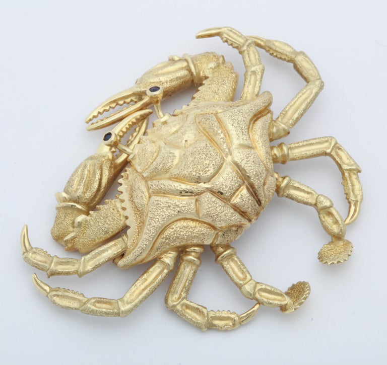 1960s Figural Crab Brooch with Textured Gold and Sapphire Eyes at 1stDibs
