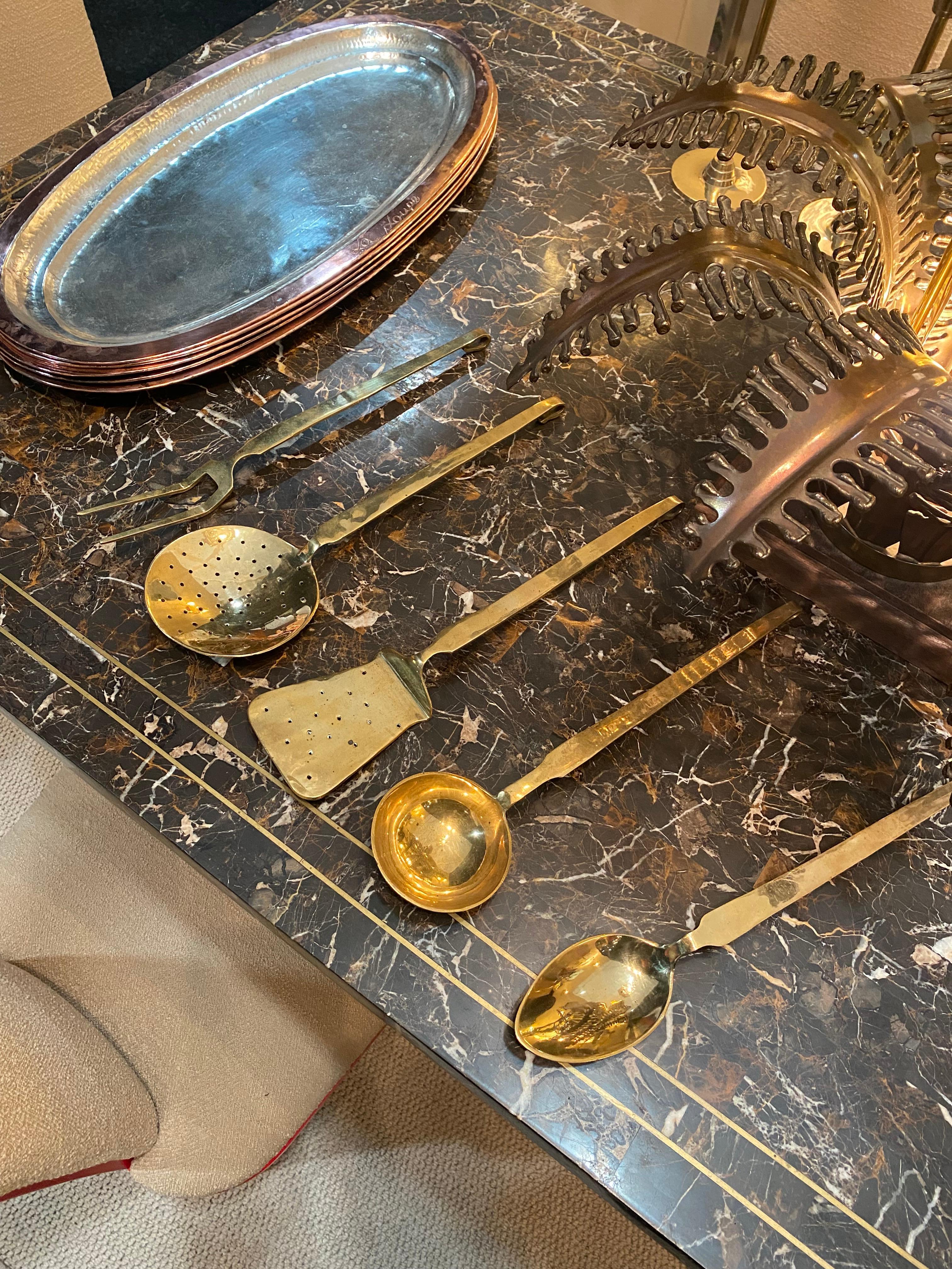 Cuivre 1960s Fish Platter French Oval Hammered Copper Plate Antique Vintage Midcentury en vente