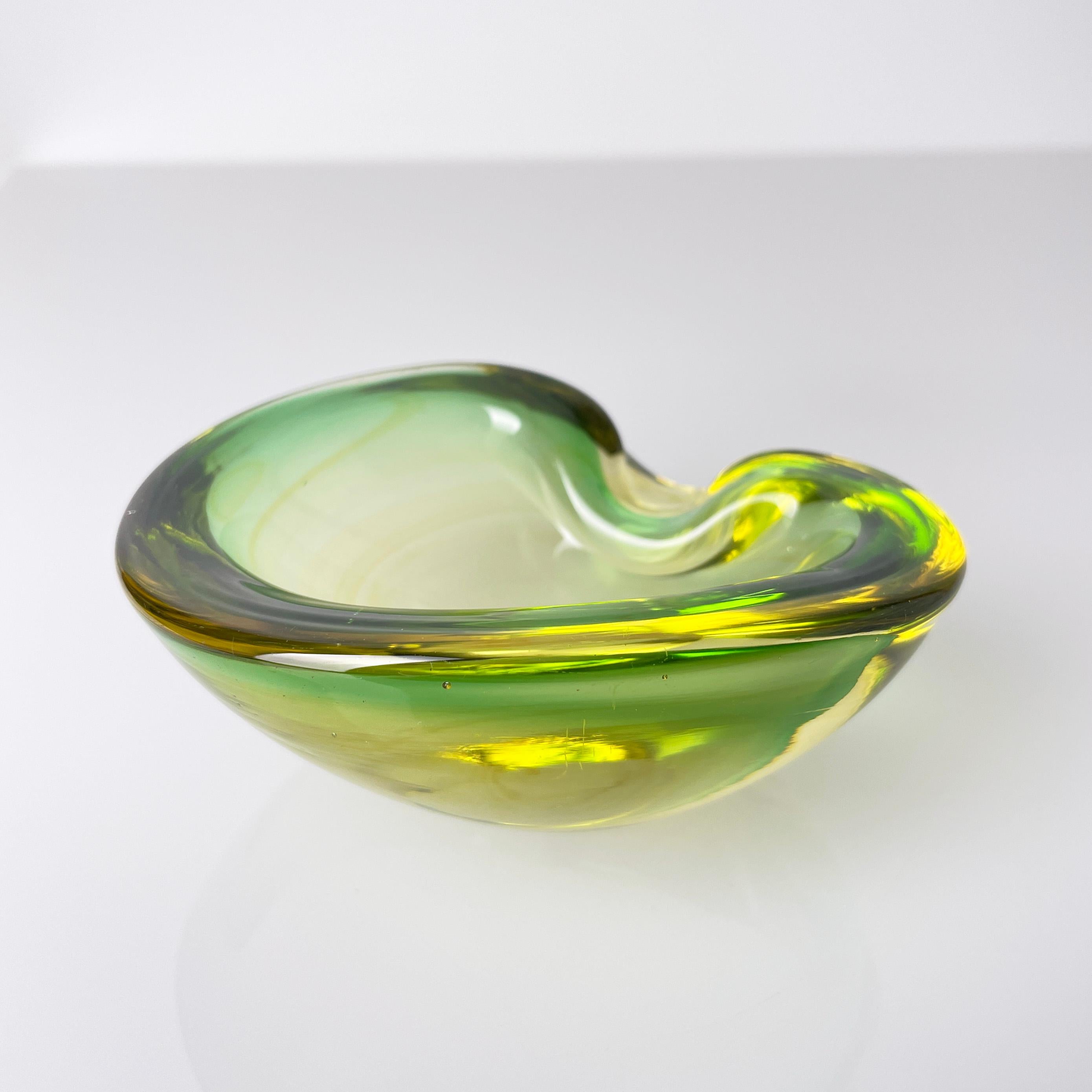 1960er Flavio Poli Aschenbecher aus Murano Glass Sommerso im Angebot 9