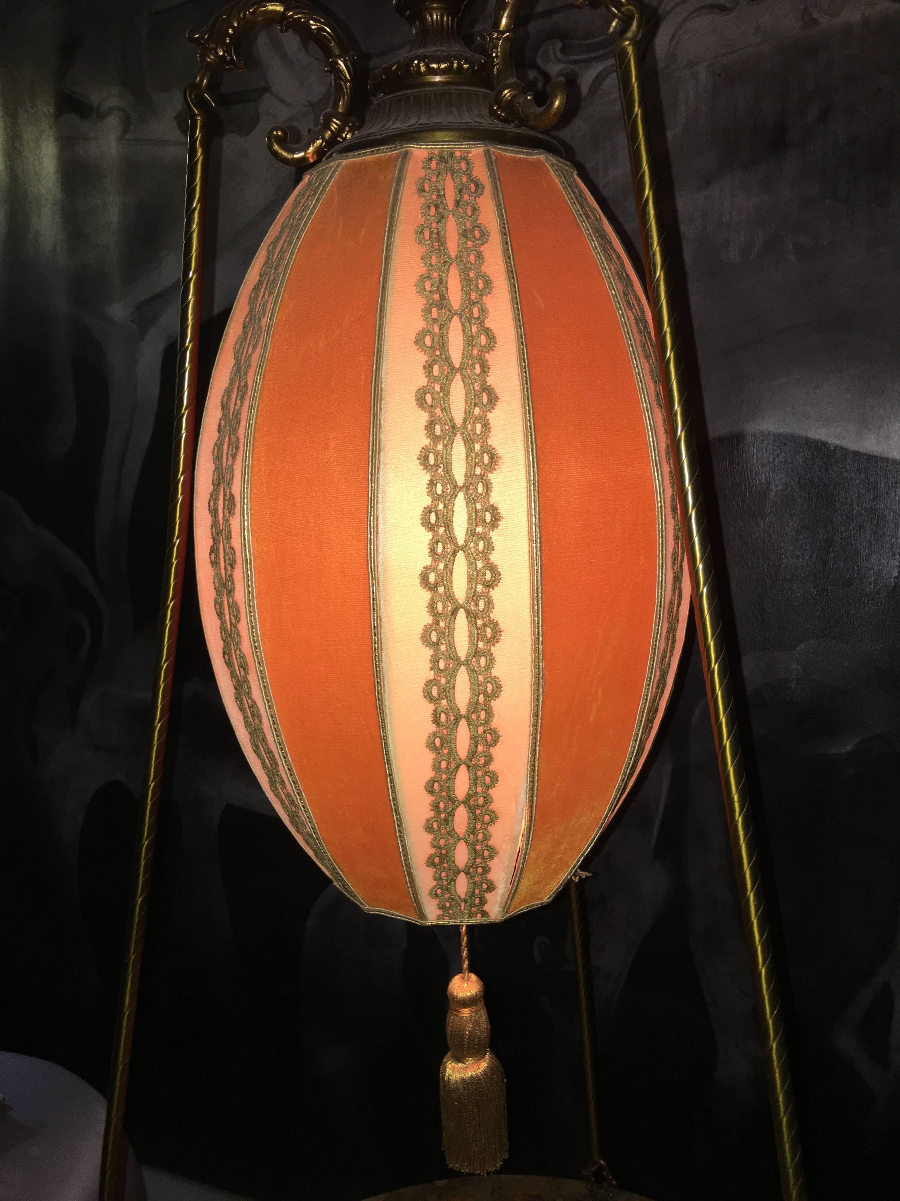 Lampe guirlande avec table flottante de Rembrandt en vente 2