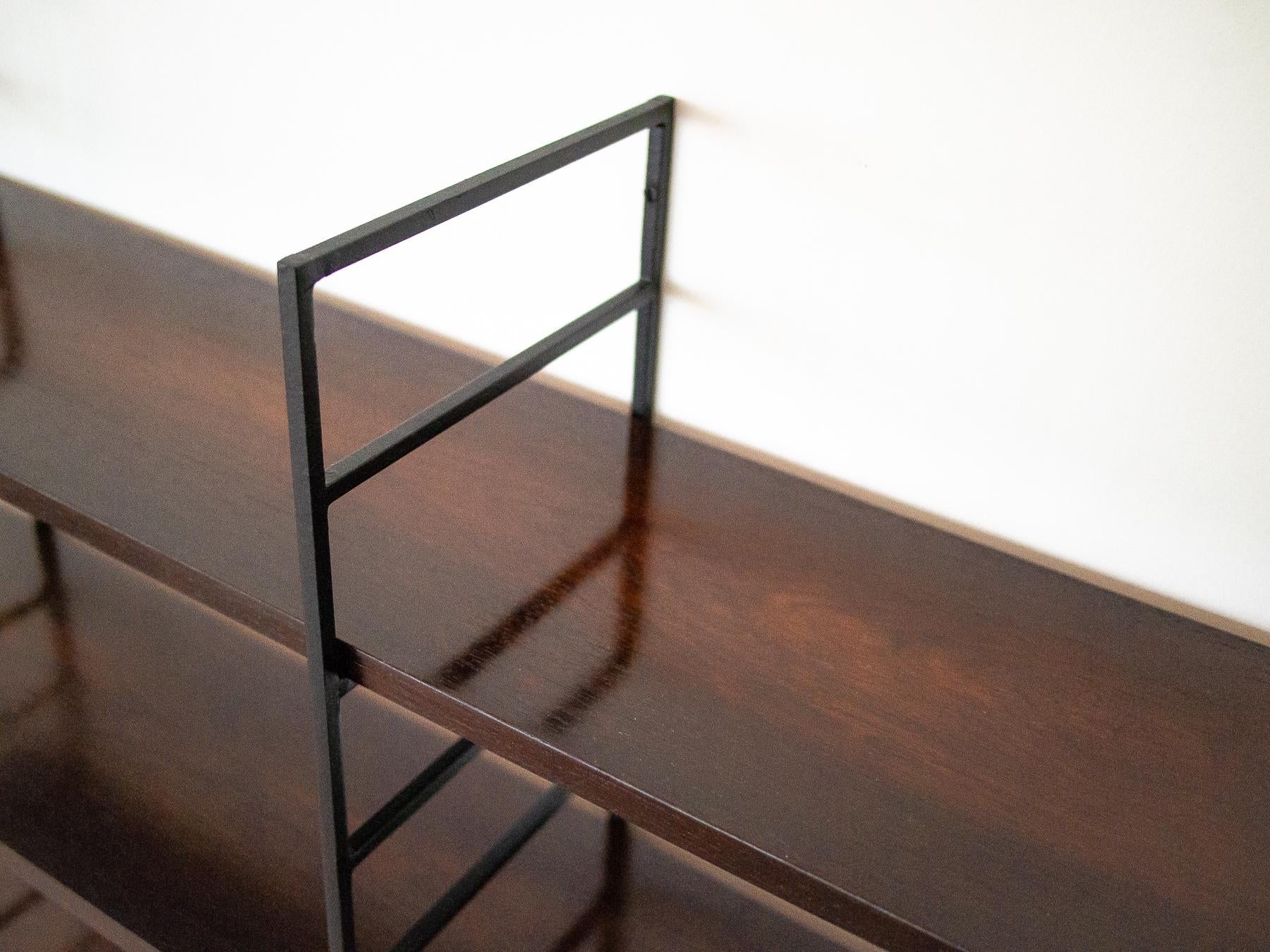 1960s Floating Shelving Unit in Rosewood and Wrought Iron, Brazilian Modernism In Good Condition In Sao Paulo, SP