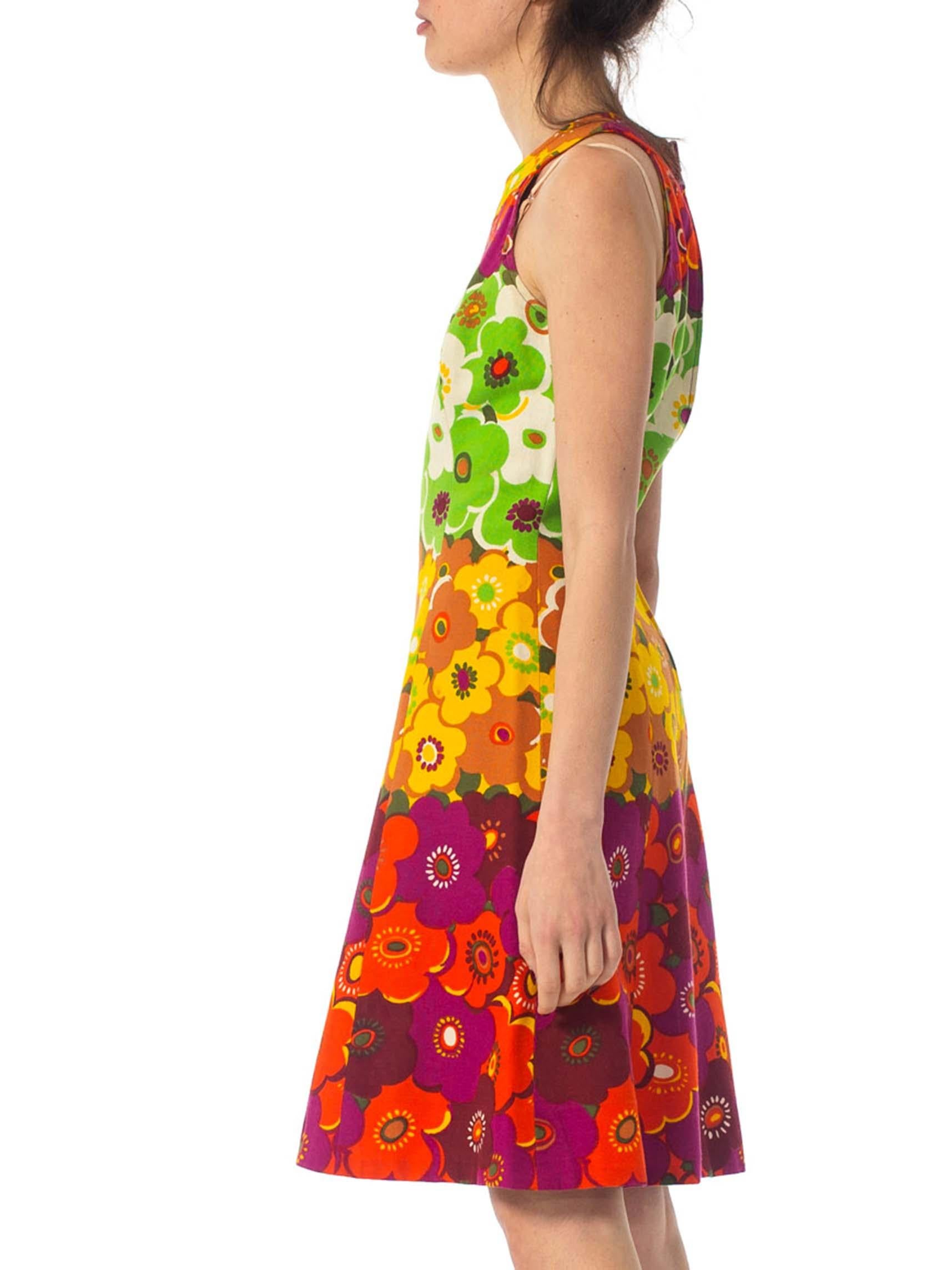 1960S Floral Cotton Mod Dress In Excellent Condition For Sale In New York, NY