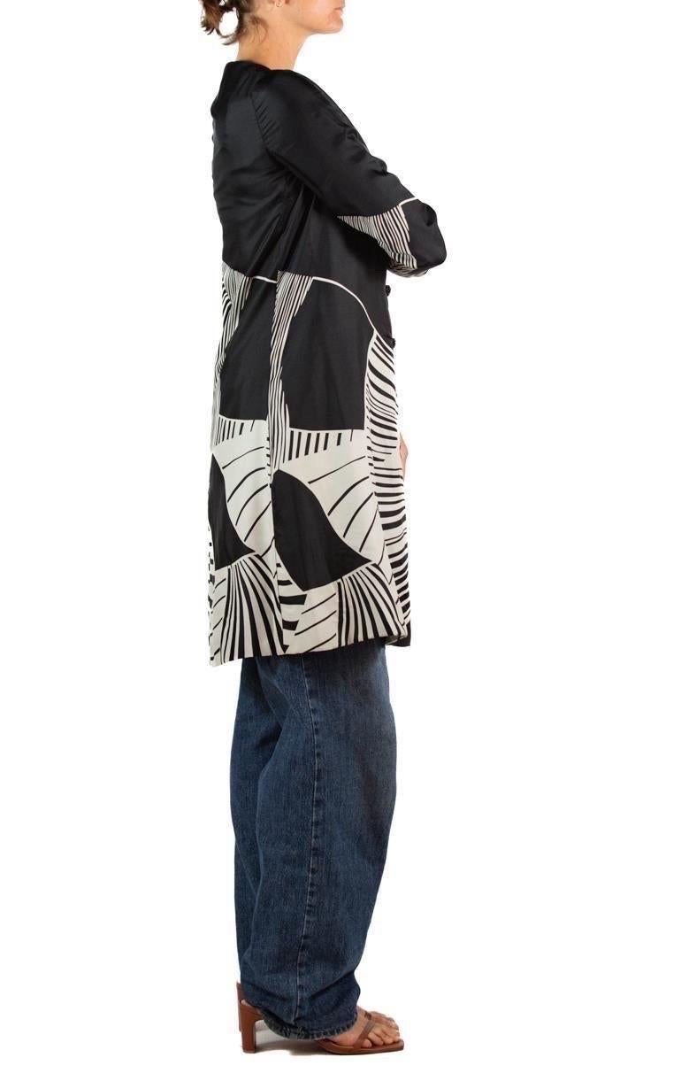 1960S Floral Print Silk Black & White Dress With Crystal Buttons For Sale 2