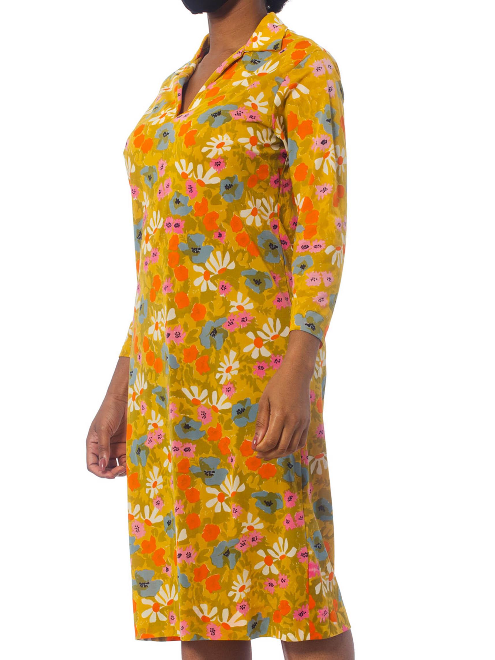 1960S Floral Printed Nylon Jersey Mod Shift  Dress In Excellent Condition In New York, NY