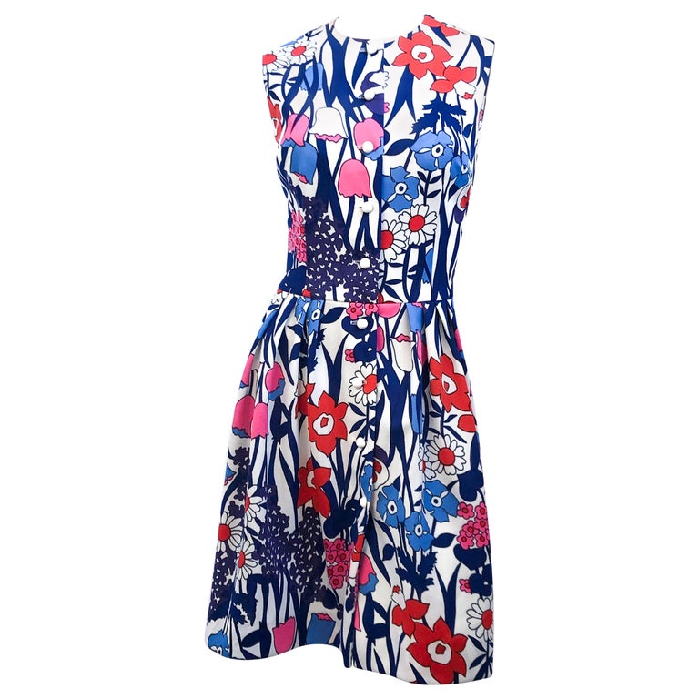1960s Floral Printed SLeeveless Dress For Sale at 1stdibs