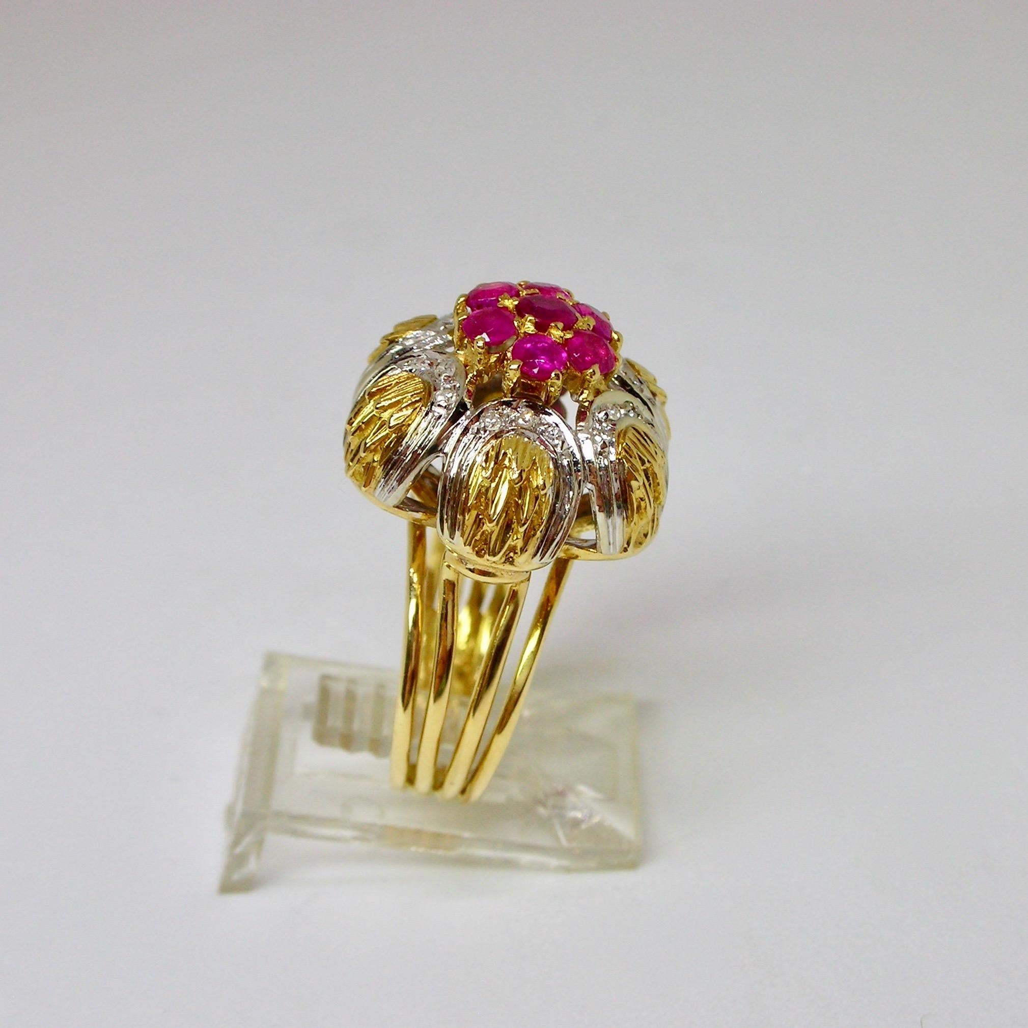 1960s Floral Rubies & Diamonds Cocktail Ring In Good Condition For Sale In Milano, MI