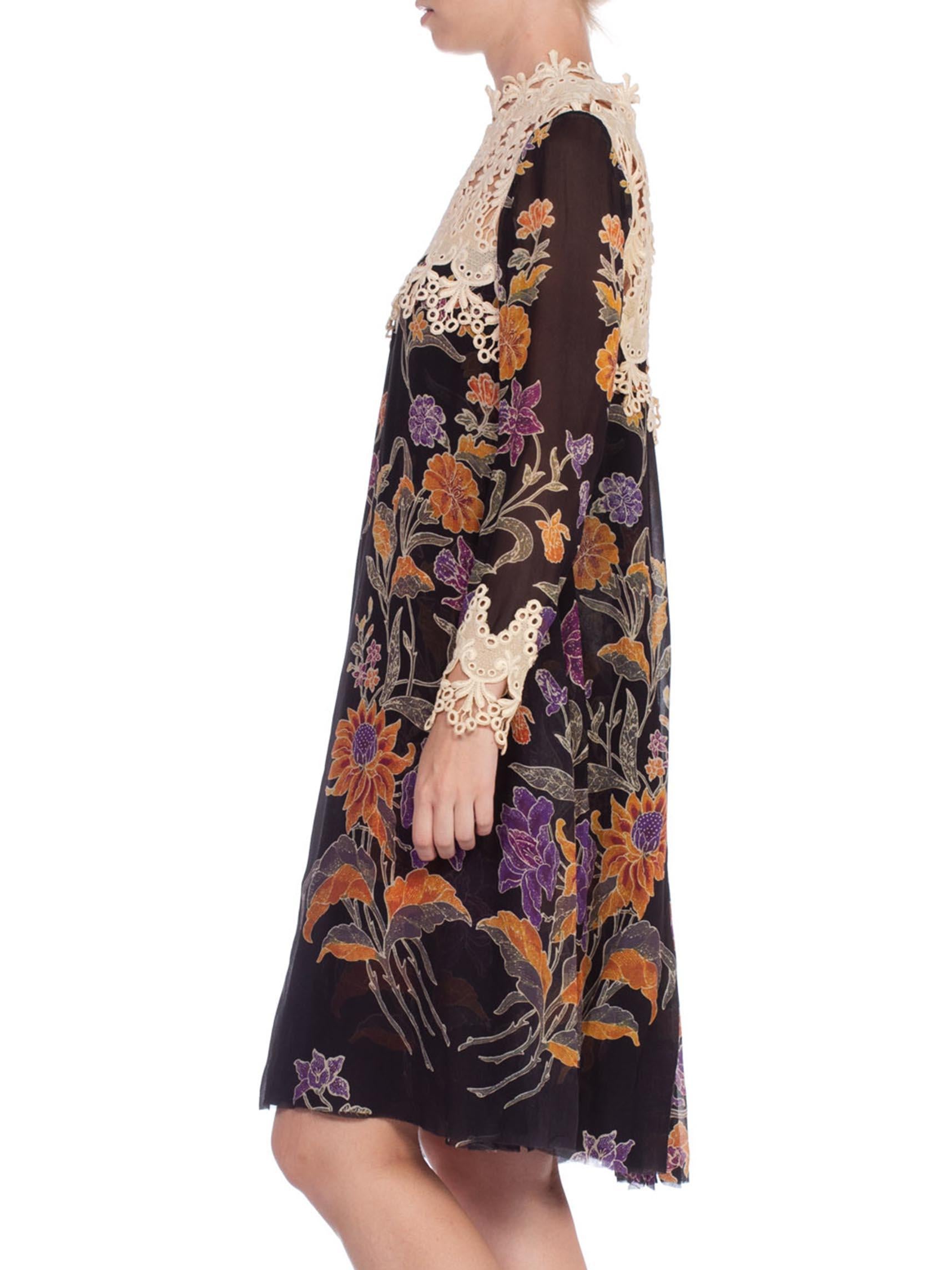 Women's 1960's Floral Sheer Chiffon Boho Dress With Lace
