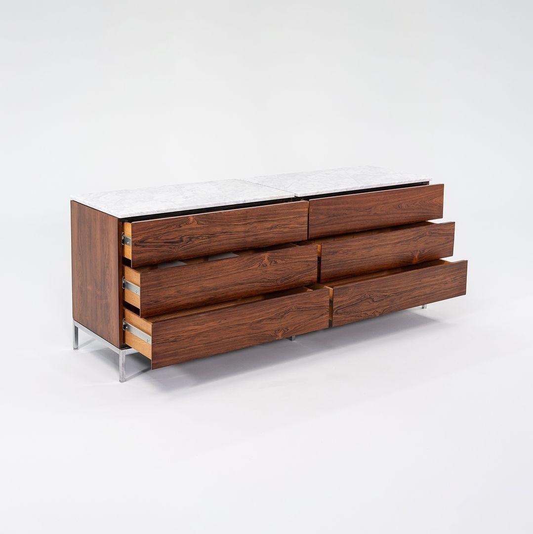 1960s Florence Knoll Brazilian Rosewood Double 6-Drawer Dresser w/ Marble Top In Good Condition For Sale In Philadelphia, PA
