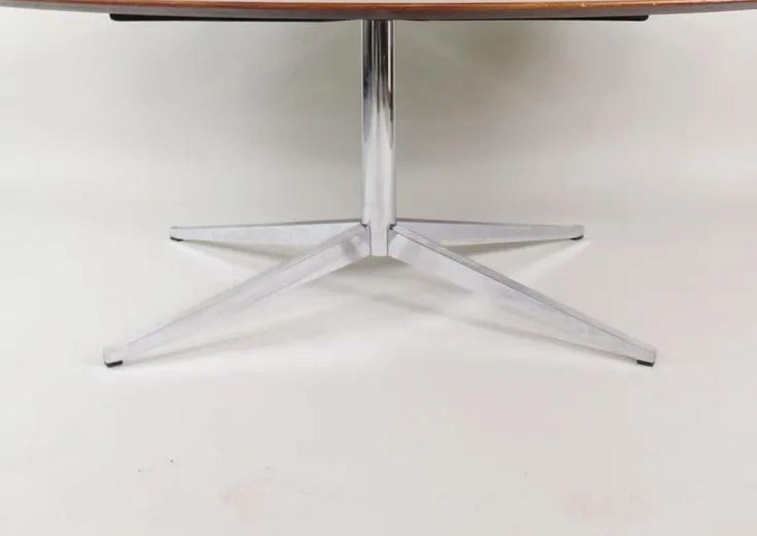 Milieu du XXe siècle Table de salle à manger Florence Knoll des années 1960 en vente
