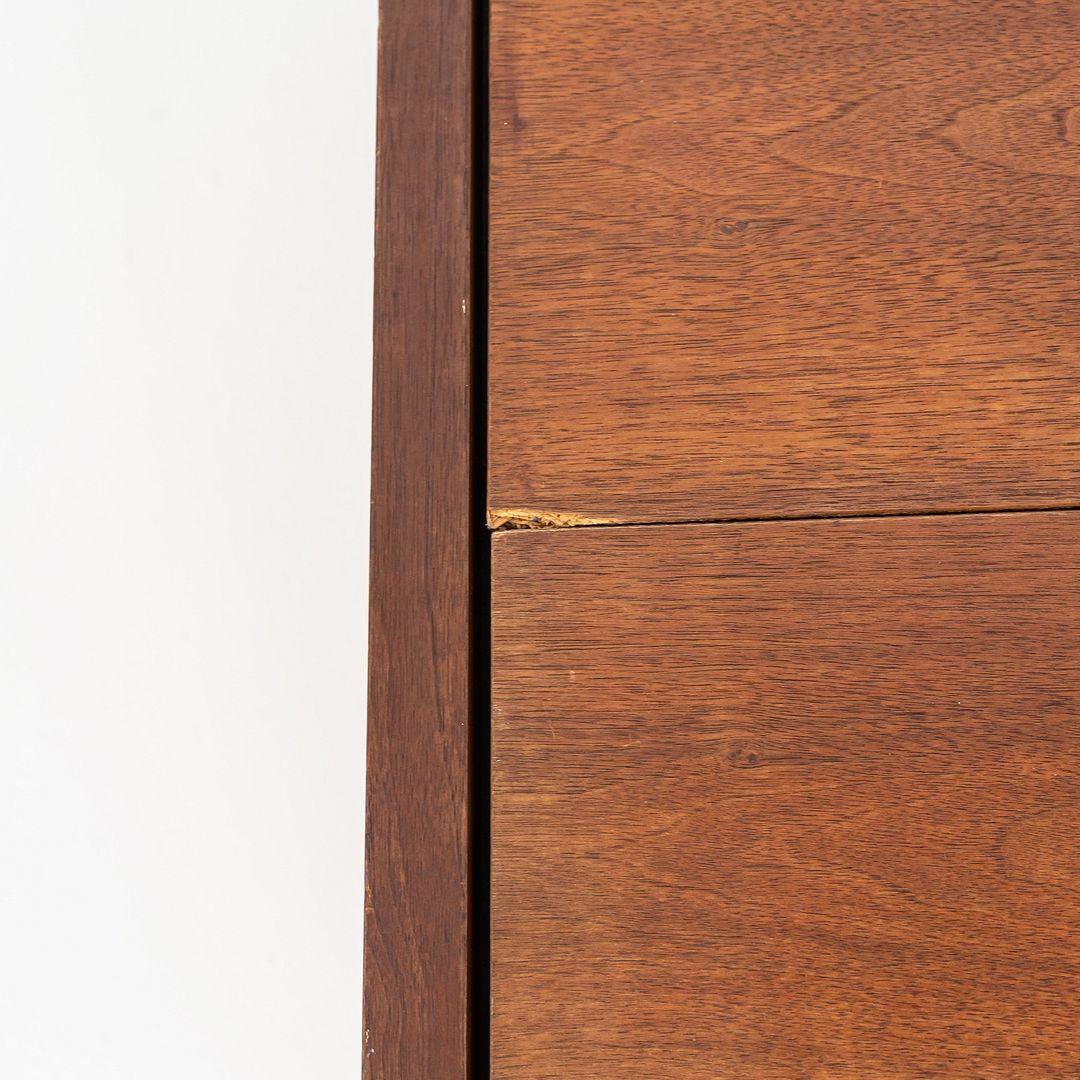 Florence Knoll, anni '60, mobile comò a quattro cassetti in noce con piano in laminato in vendita 5