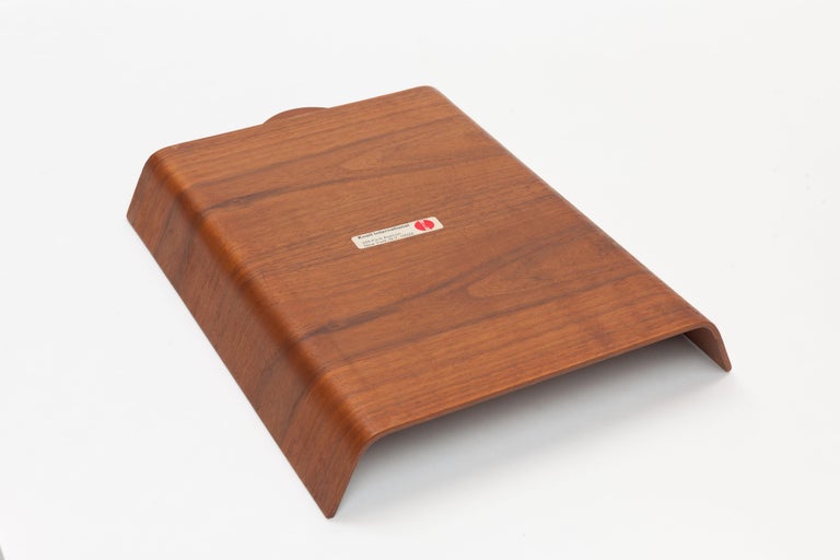 1960s Florence Knoll Pivoting Walnut Plywood Desk Tray by Knoll at 1stDibs