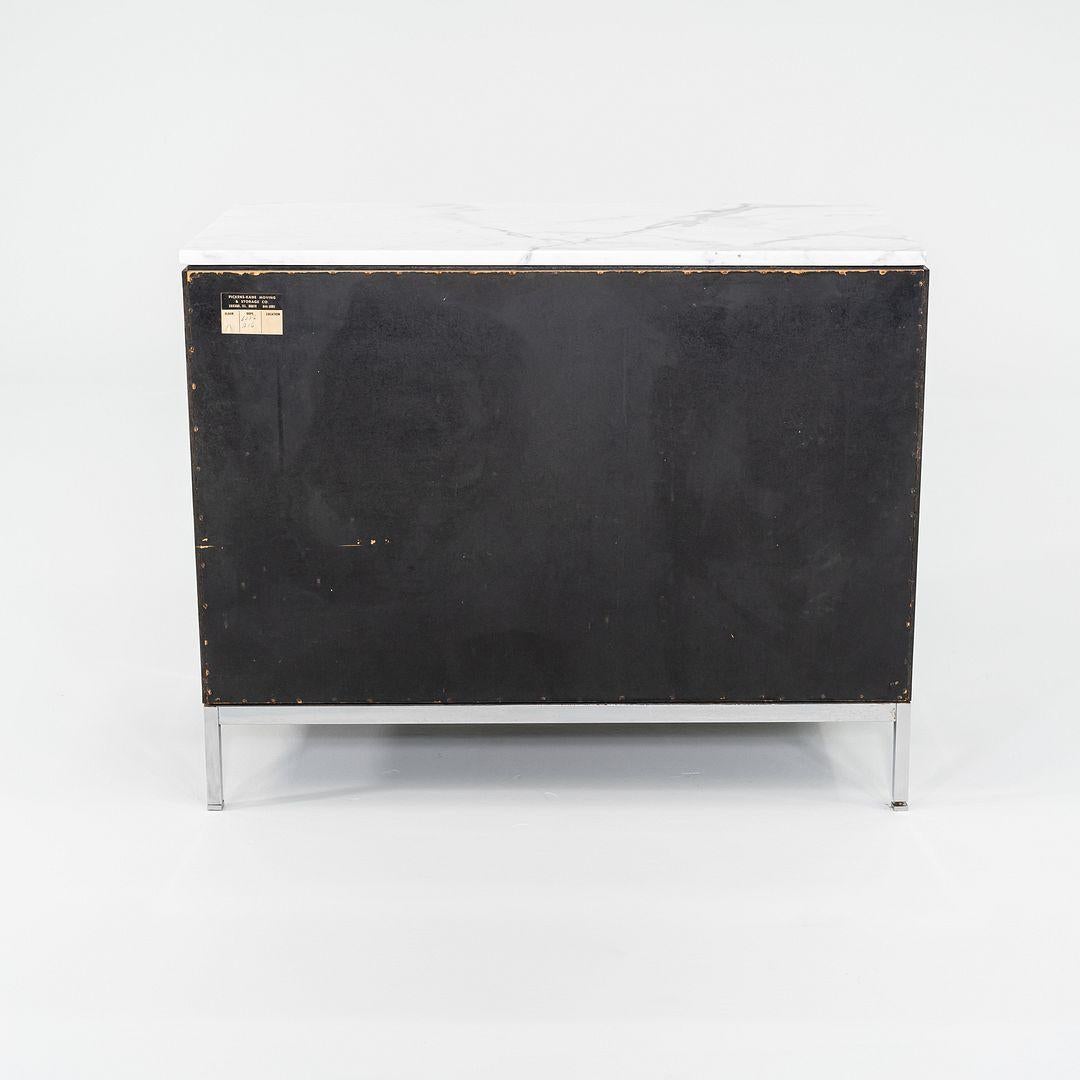 1960s Florence Knoll Rosewood 3-Drawer Dresser Cabinet with Marble Top For Sale 2