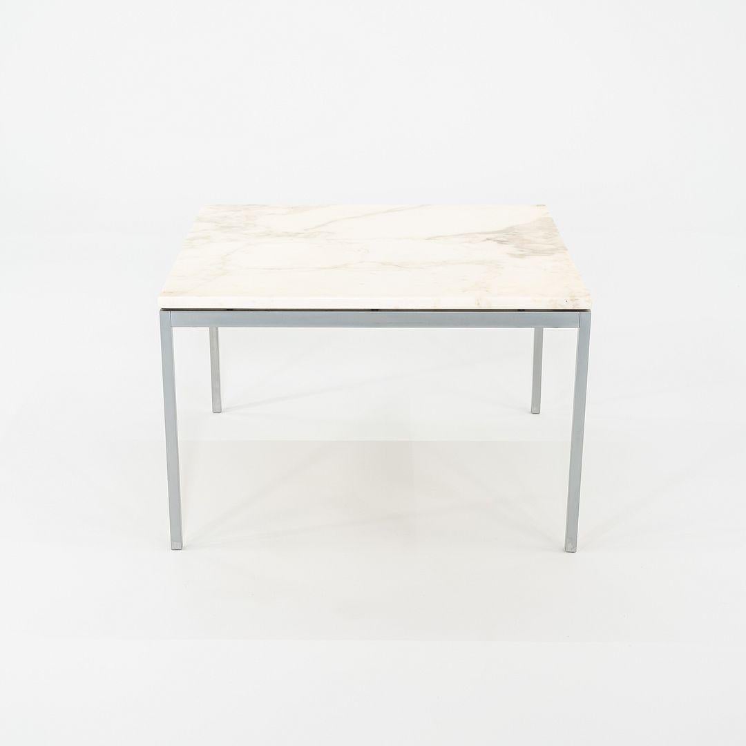 Américain 1960s Florence Knoll Square Marble Coffee / Side / End Table 29.5 in en vente