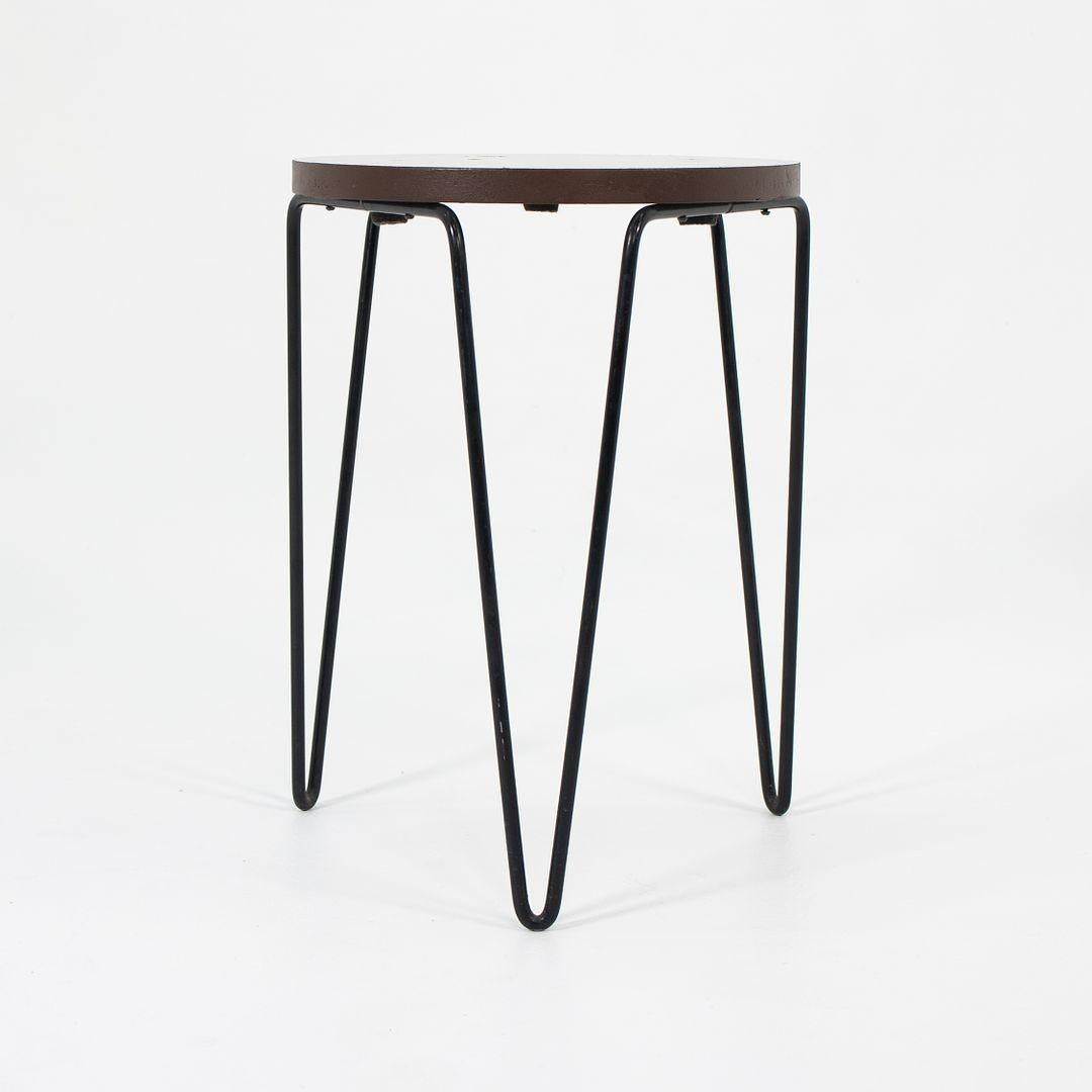Américain Tabouret/table d'appoint empilable Florence Knoll des années 1960, modèle 75 en stratifié en vente