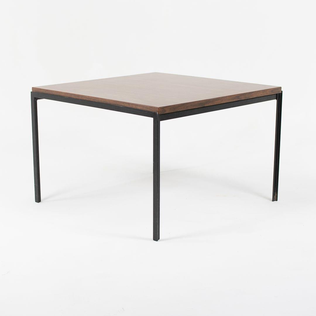 Table d'appoint Florence Knoll T Angle 24 pouces d'extrémité avec plateau en formica, modèle 304, des années 1960 en vente 2